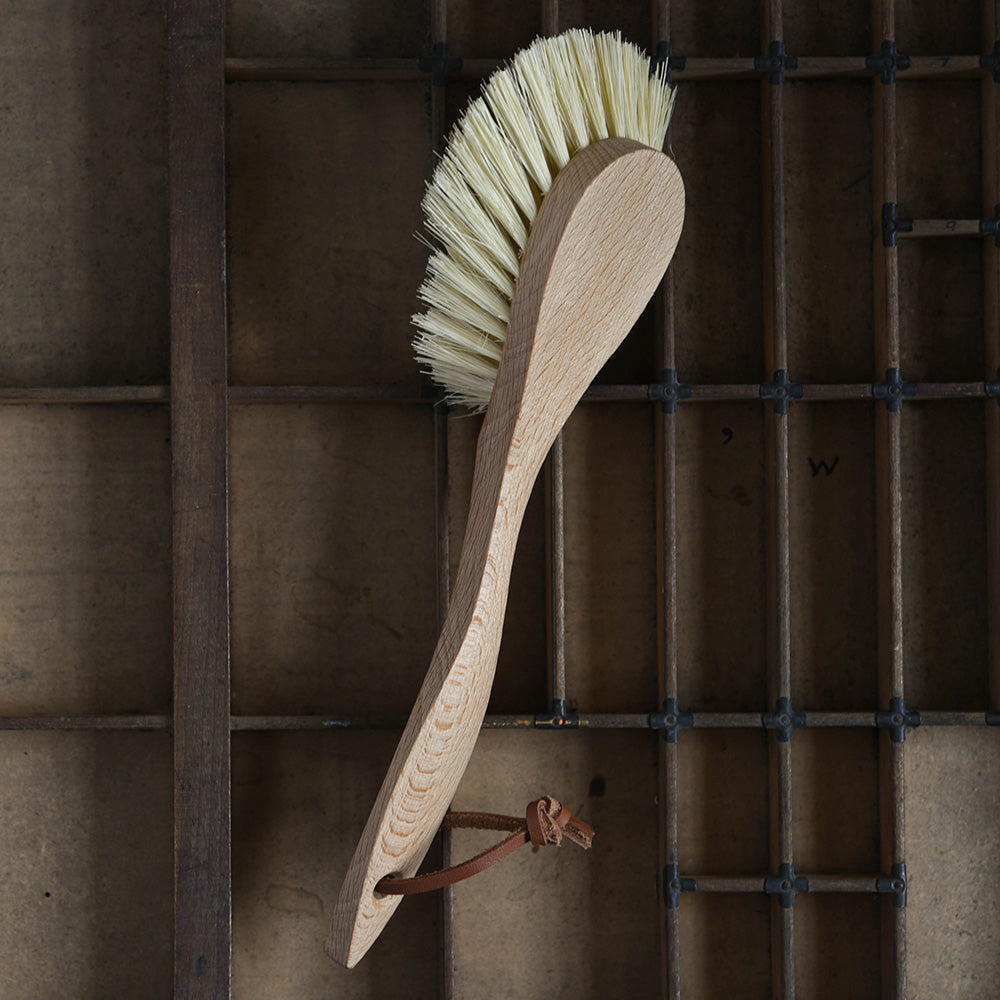 Extra Large Dish Brush - Heavy Duty Scrubber for Pots, Pans & Dishes - Perfect for Kitchen Cleaning & Tough Stains