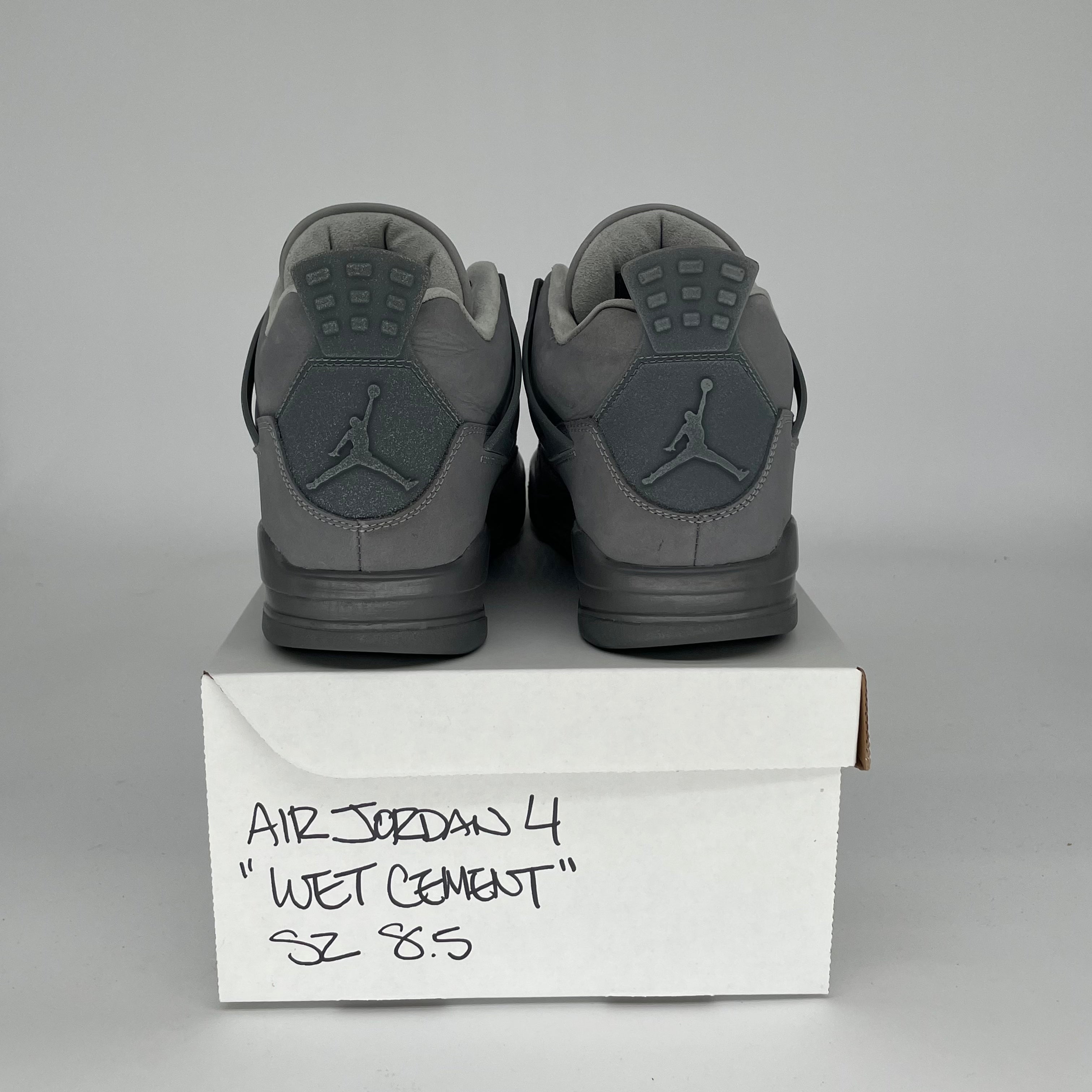 AIR JORDAN 4 Retro 