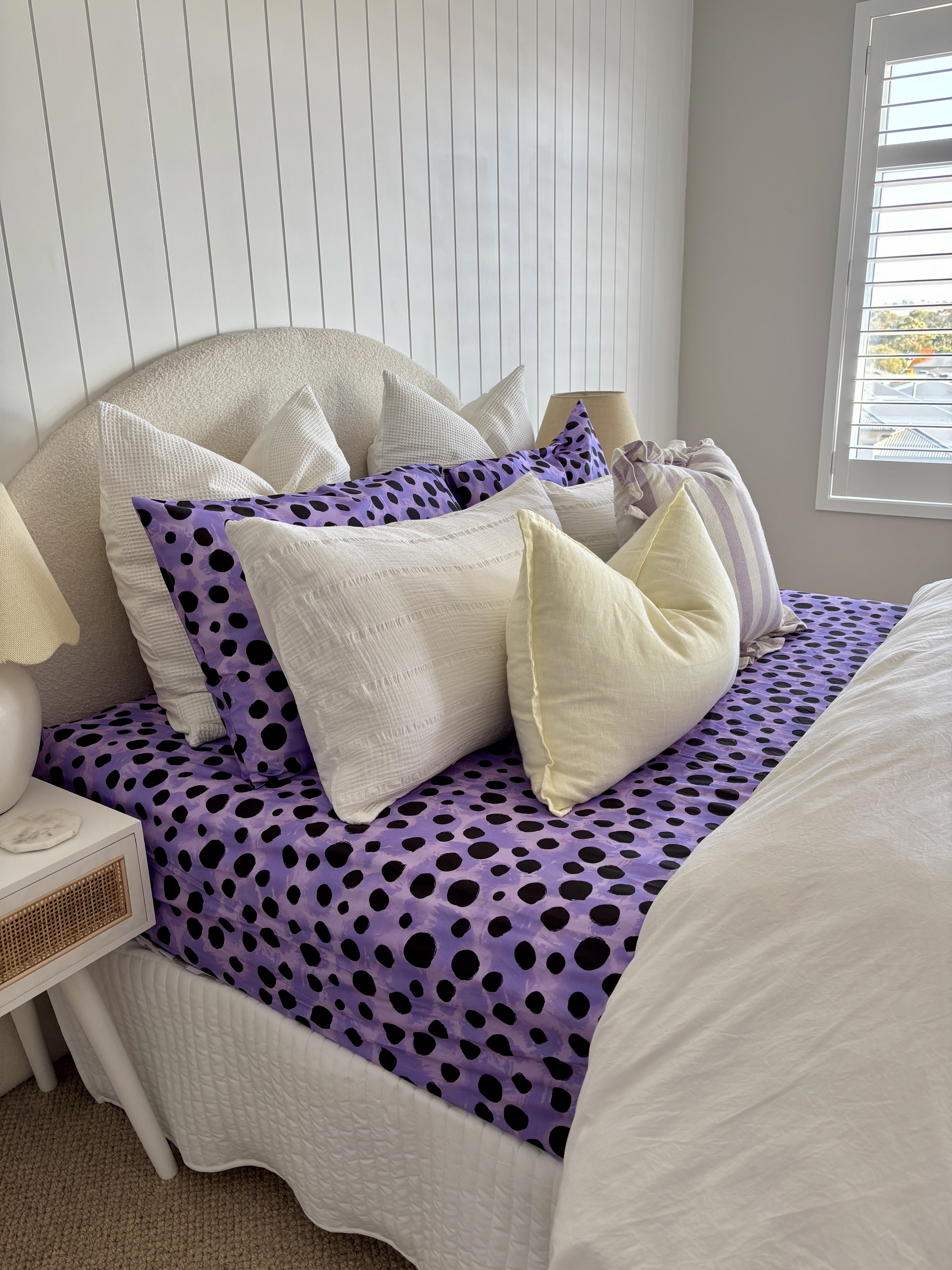 Kasey Rainbow Purple Cheetah Print Sheet Set - Soft Luxury Bedding for Queen Size Beds - Perfect for Modern Bedrooms & Guest Rooms