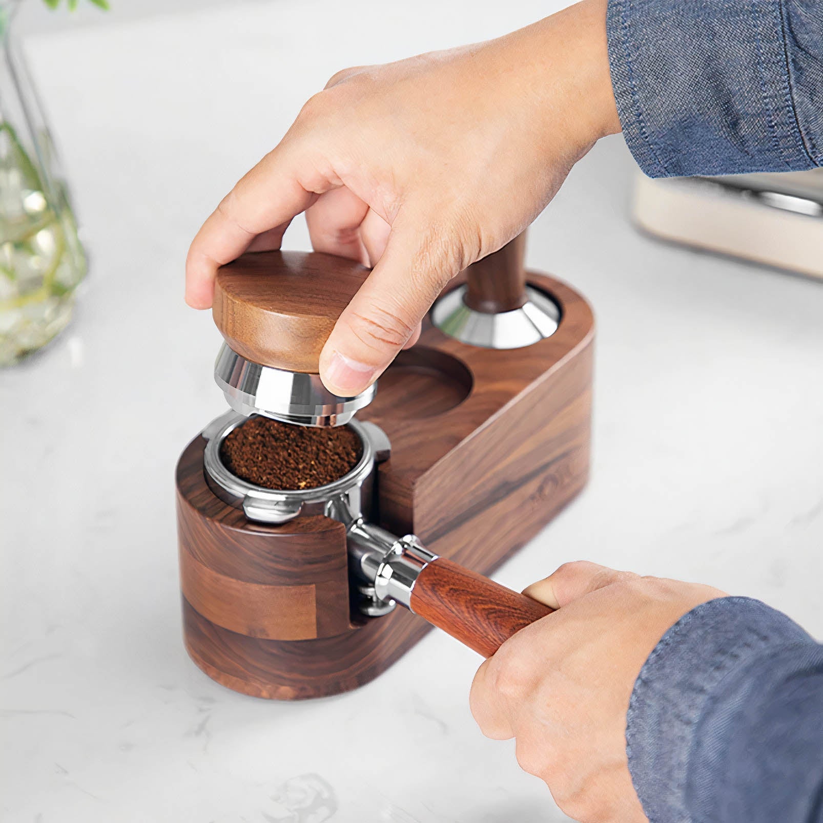 Premium Adjustable Depth Espresso Coffee Distributor Tool with Walnut Wood Handle - Perfect for Baristas & Home Coffee Brewing