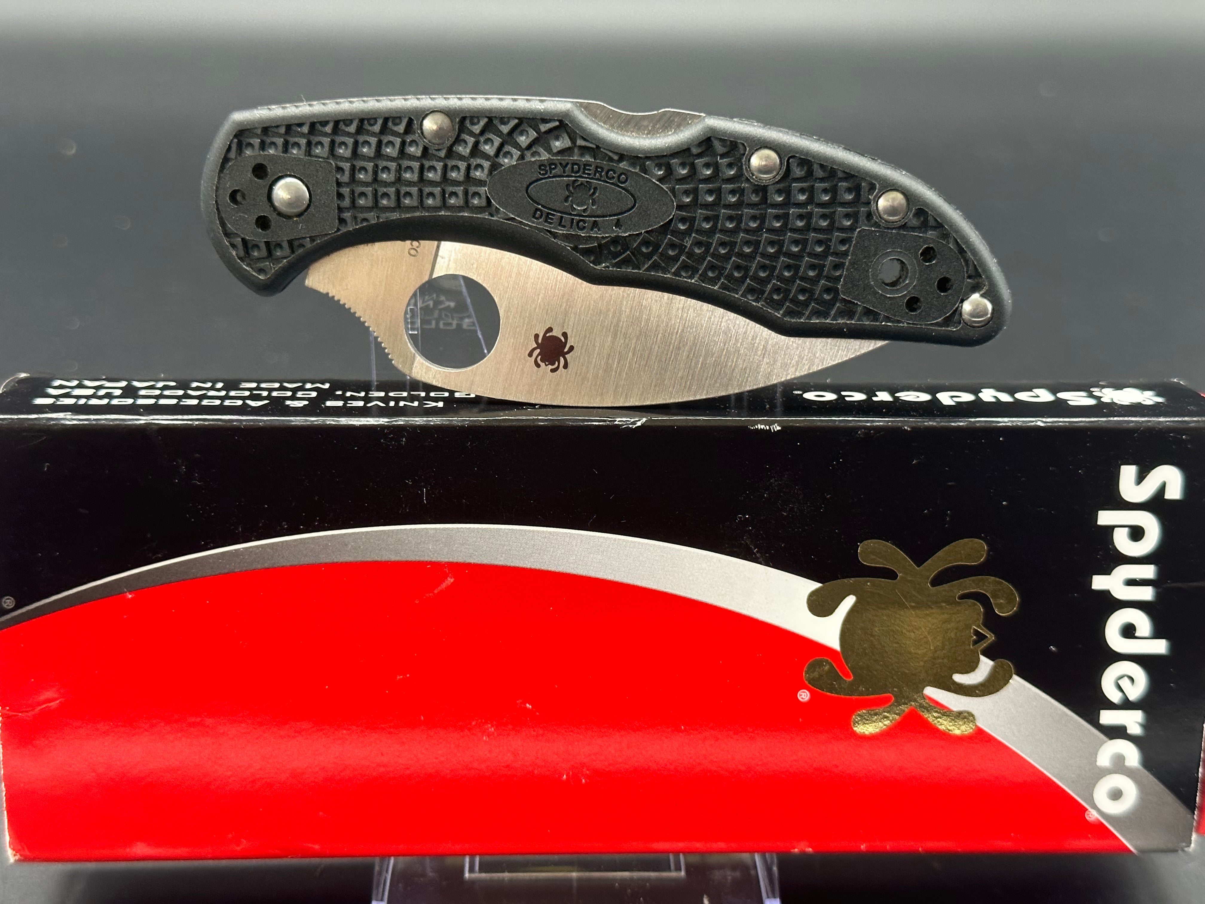 Spyderco Delica 4 Wharncliffe Folding Knife - EDC Pocket Knife for Outdoor, Camping & Everyday Carry | Lightweight & Durable Tactical Knife