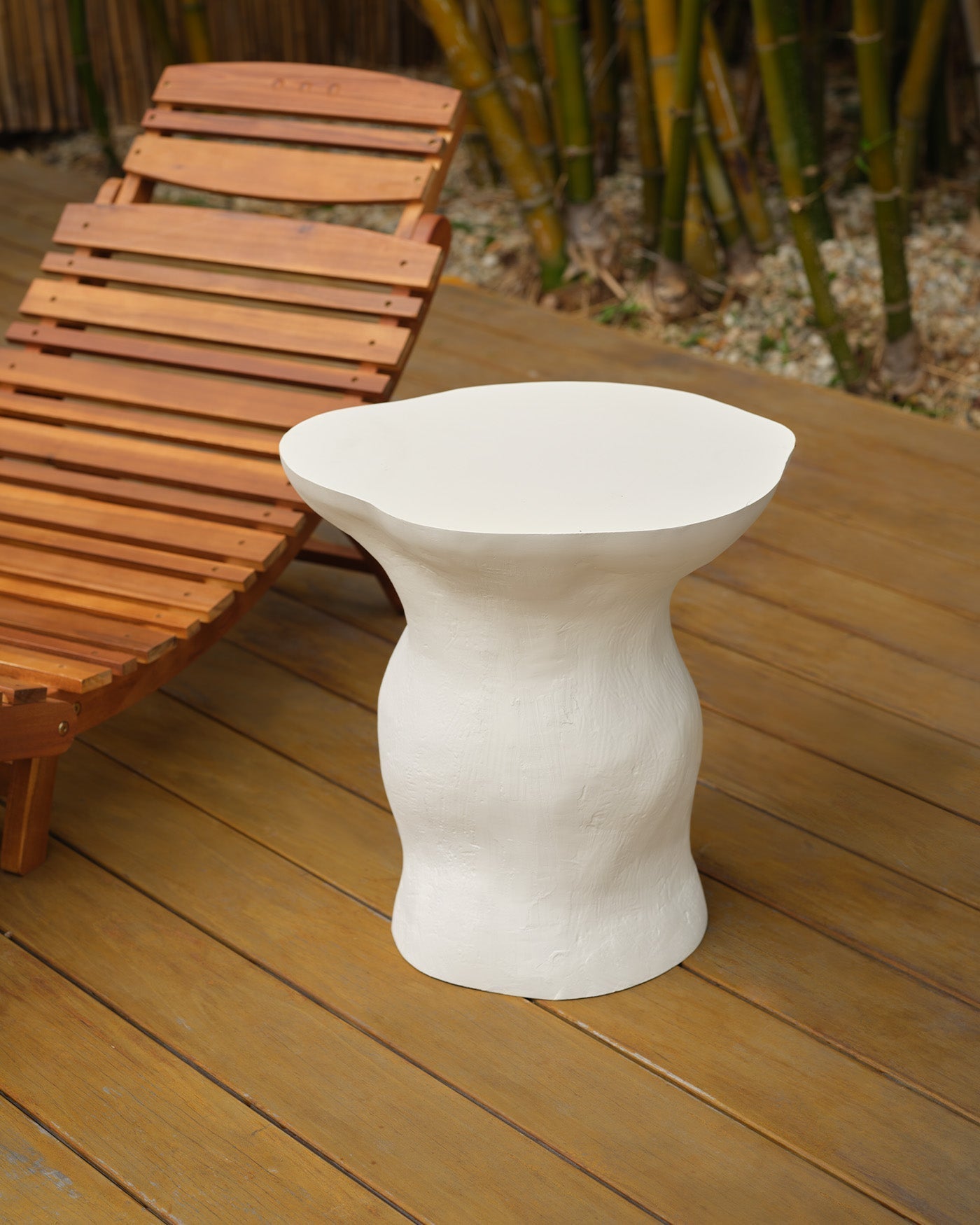 Modern Sculptural Side Table - Minimalist Accent Table for Living Room, Bedroom & Office - Small End Table with Unique Design for Home Decor