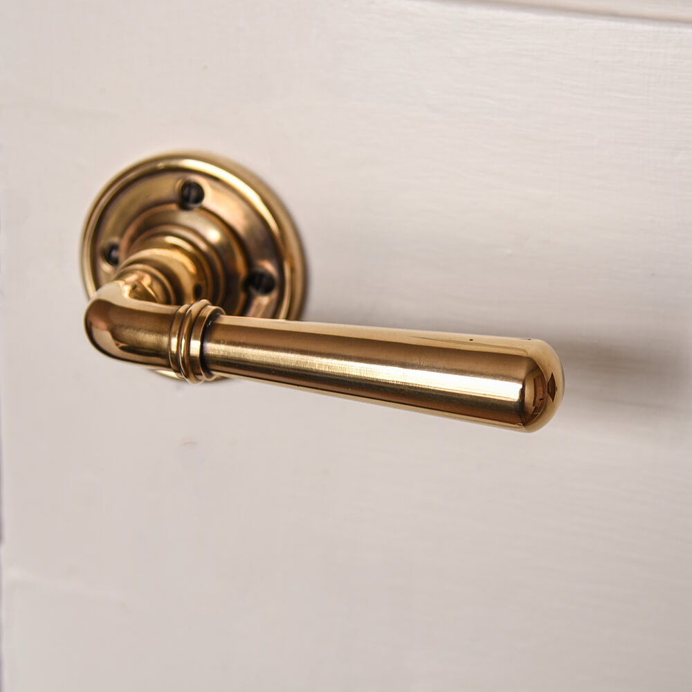 Vintage Antique Brass Newbury Lever Door Handles with Rose Backplate - Classic Home Entryway & Interior Door Hardware for Traditional & Victorian Style Houses