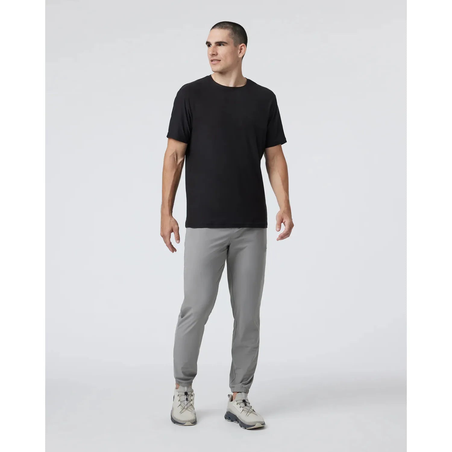 Vuori Men's Strato Tech Tee - Moisture-Wicking Performance T-Shirt for Gym & Running | Breathable Quick-Dry Activewear for Workouts & Outdoor Activities