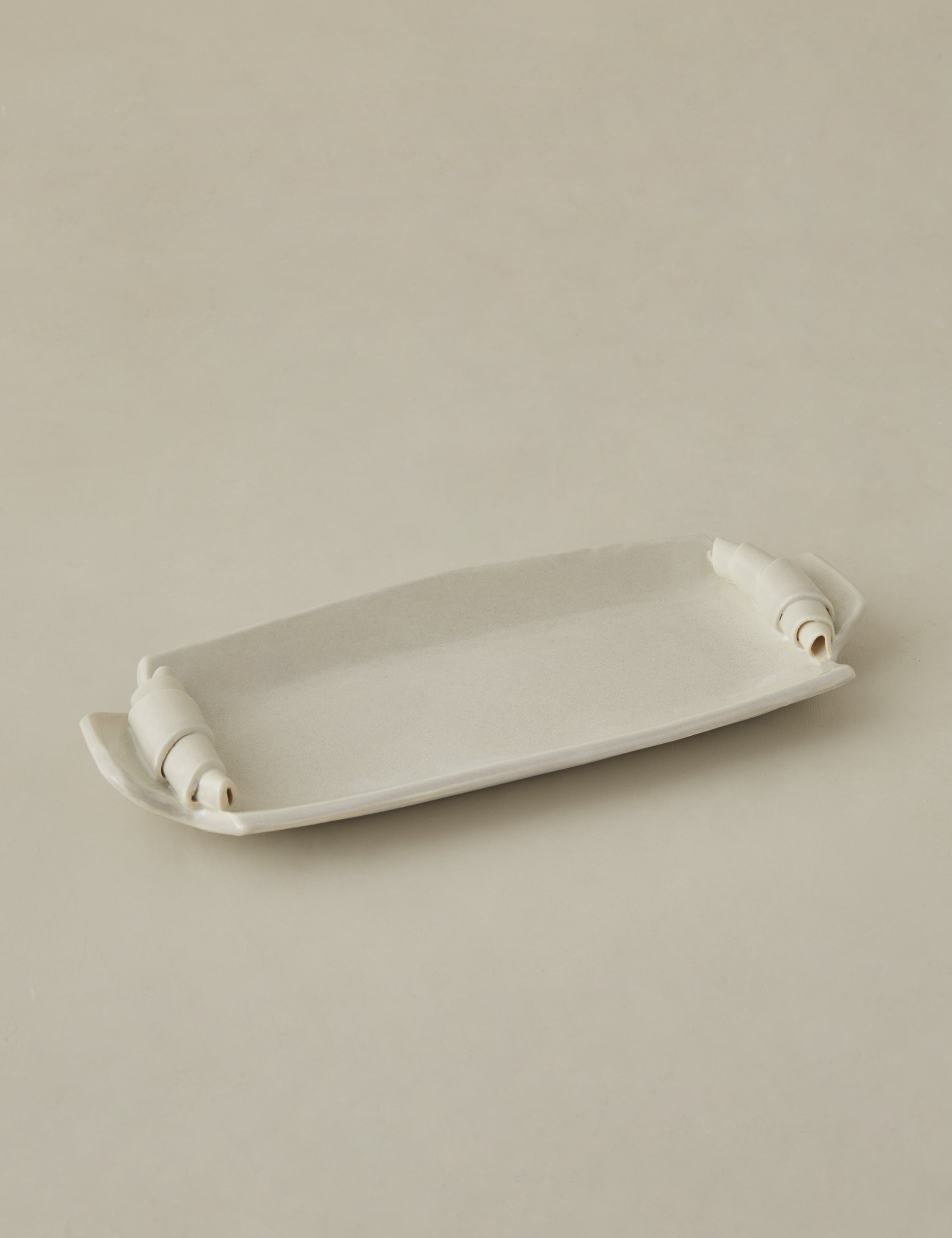 Stephanie Dawn Matthias Elegant Croissant Serving Dish - Perfect for Breakfast, Brunch & French-Themed Parties | Ceramic Appetizer Platter for Pastries, Bread & Desserts