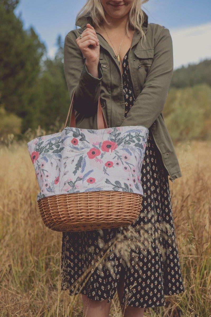 Stylish Canvas & Wicker Picnic Basket - 3 Color Options for Outdoor Picnics, Beach Trips & Camping Essentials