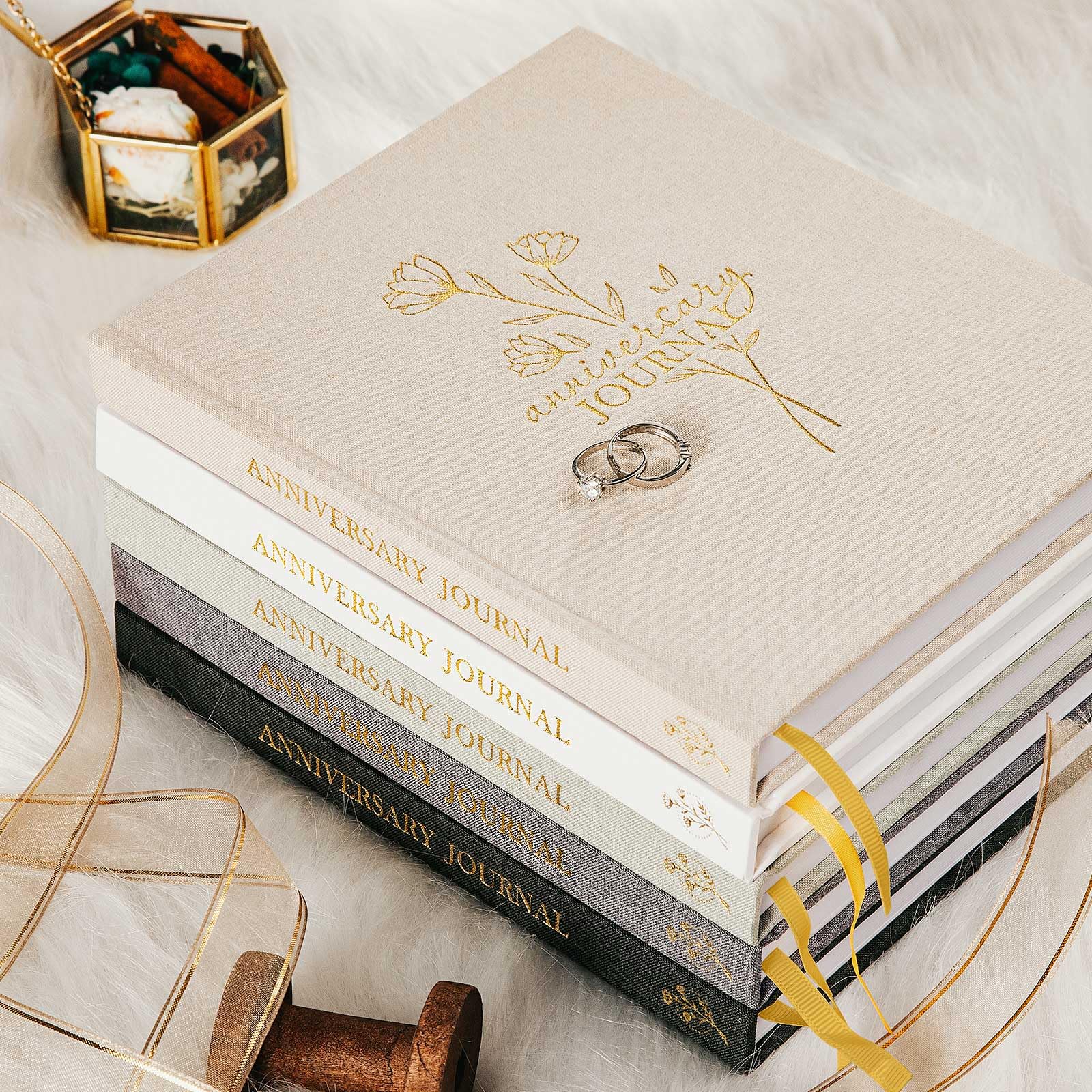 Lanpn Wedding Anniversary Scrapbook Journal - Linen Memory Book for Couples from 1st to 70th Anniversary - Newlywed Marriage Keepsake Gift with 190 Pages (Beige) - Perfect for Recording Love Stories, Anniversary Celebrations & Romantic Gift Giving