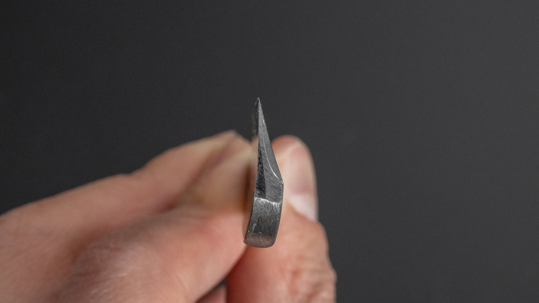 Premium Iwasaki Kamisori Razor - Small Straight Edge Japanese Razor for Barbers & Shaving Enthusiasts - Perfect for Close Shaves & Professional Grooming