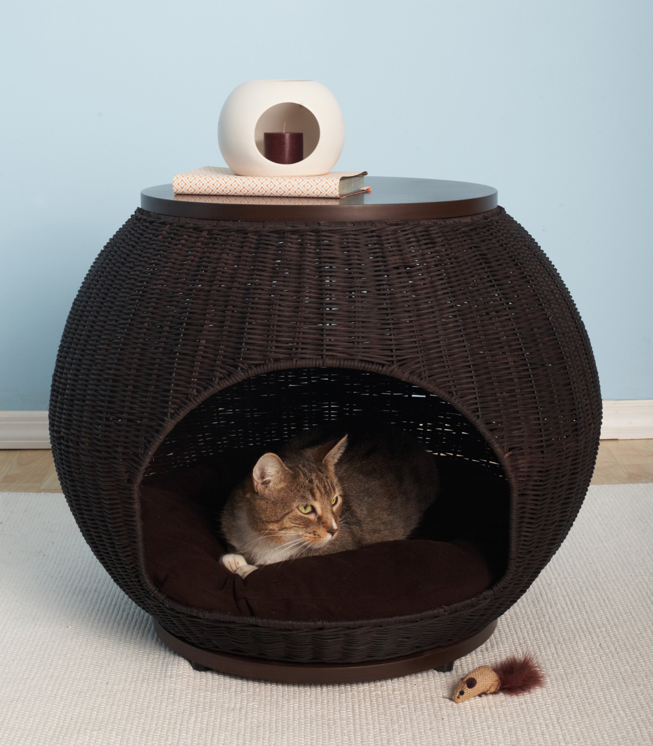 Premium Igloo Deluxe Pet Bed - Waterproof Faux Rattan Dog & Cat Bed with Soft Cushion | Durable Polyester Material for Indoor/Outdoor Use - Perfect for Living Room, Patio or Kennel