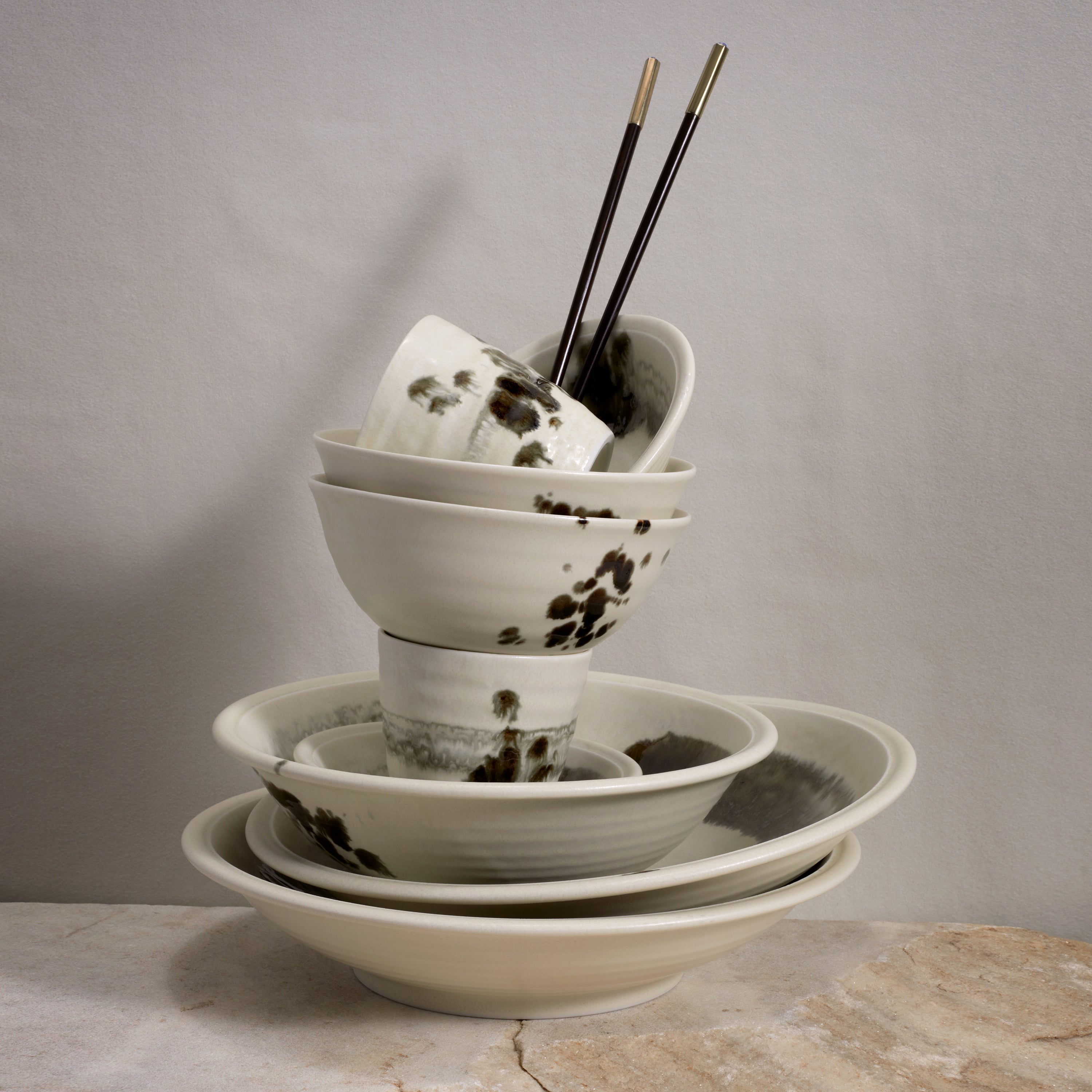 Premium Sumi Brush Soup Plate - Handcrafted Japanese Ceramic Bowl for Ramen, Pho & Asian Noodles | Microwave & Dishwasher Safe | Elegant Dining & Home Decor