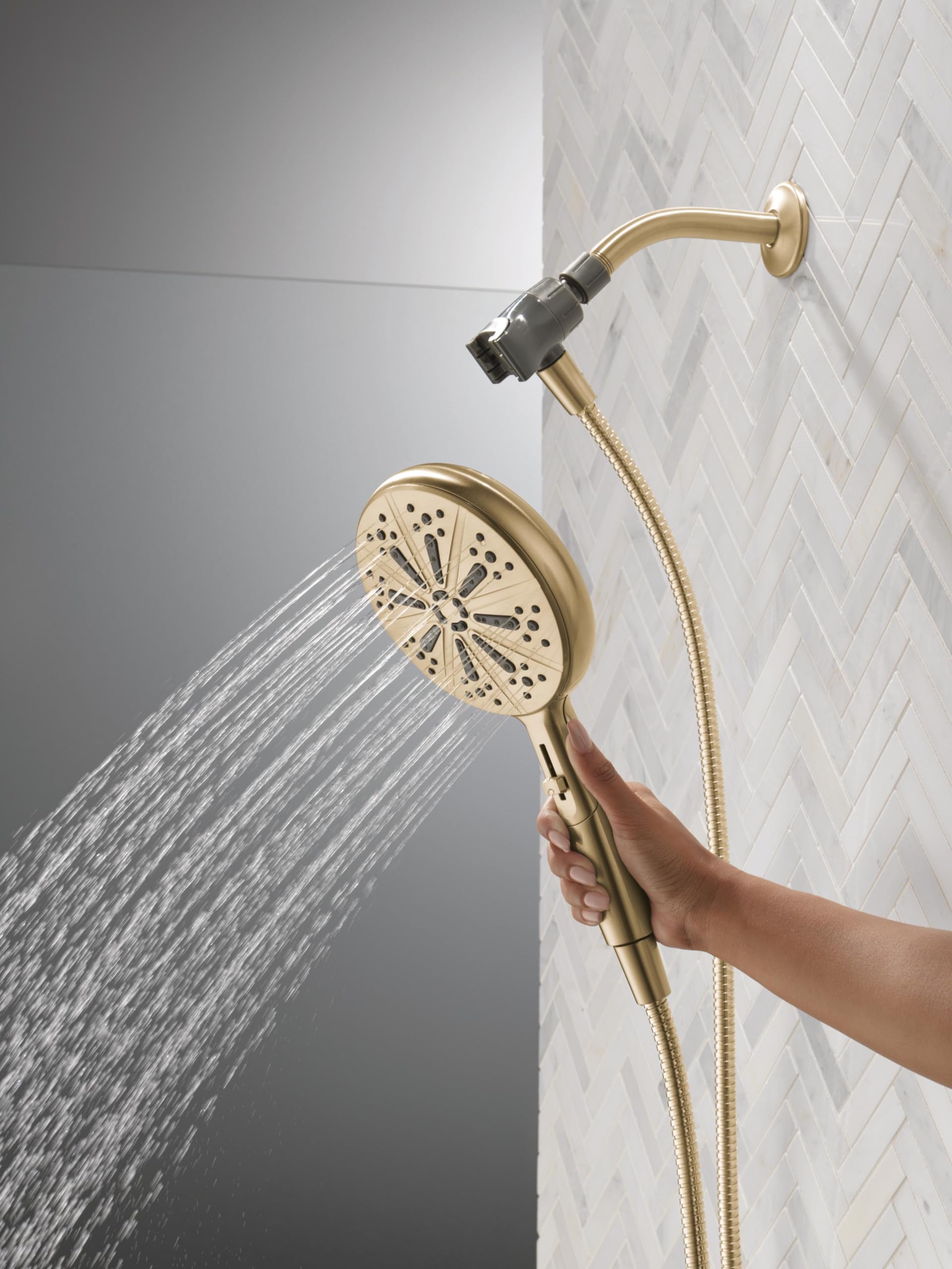 Delta Faucet 6-Spray SureDock Magnetic Shower Head with Handheld Spray - Champagne Bronze 75613-CZ | Adjustable Rainfall & Massage Modes | Gold Finish Bathroom Shower Head with Hose | Perfect for Spa-Like Relaxation & Easy Cleaning