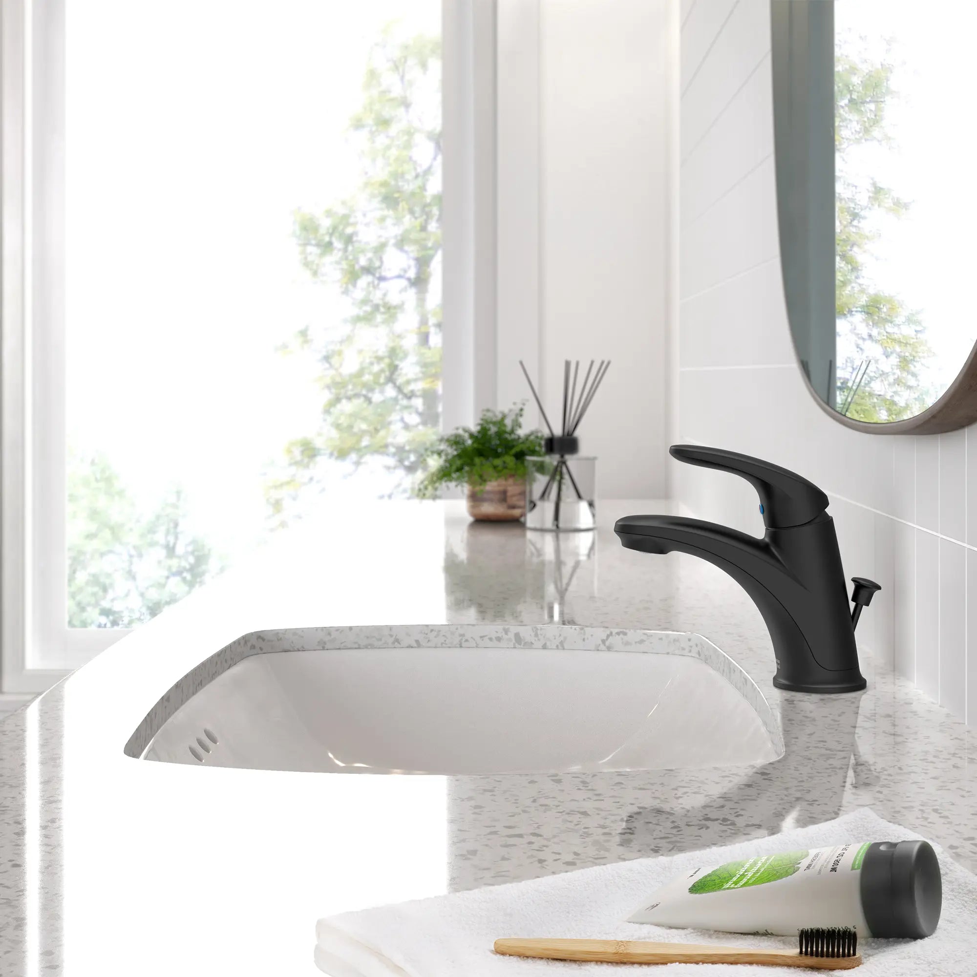 Colony PRO Single Hole Single Handle Bathroom Faucet - 1.2 GPM Water-Saving Design with Lever Handle - Perfect for Small Bathrooms & Powder Rooms