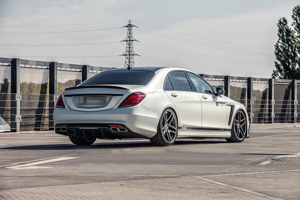 Mercedes W222 S Class Euro Rear Fog Lamp with Rear Bumper Fog Opening Diffuser - Perfect for Night Driving & Enhanced Safety in Low Visibility Conditions