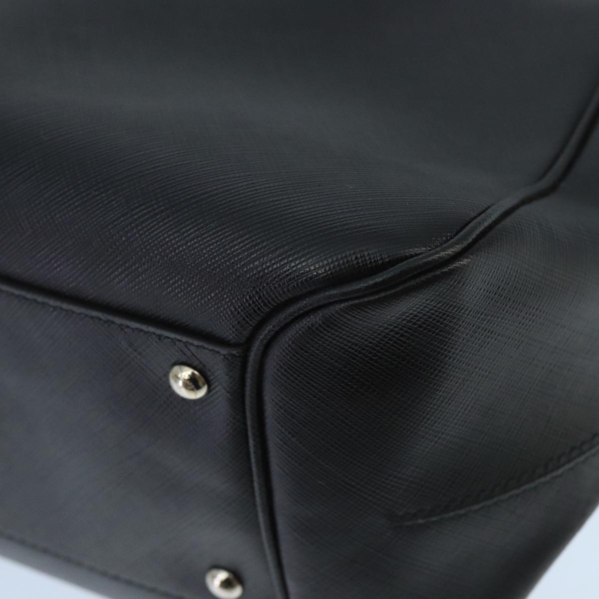 21G560 Genuine Black Leather Satchel for Women - Stylish Handbag for Work, Travel & Everyday Use