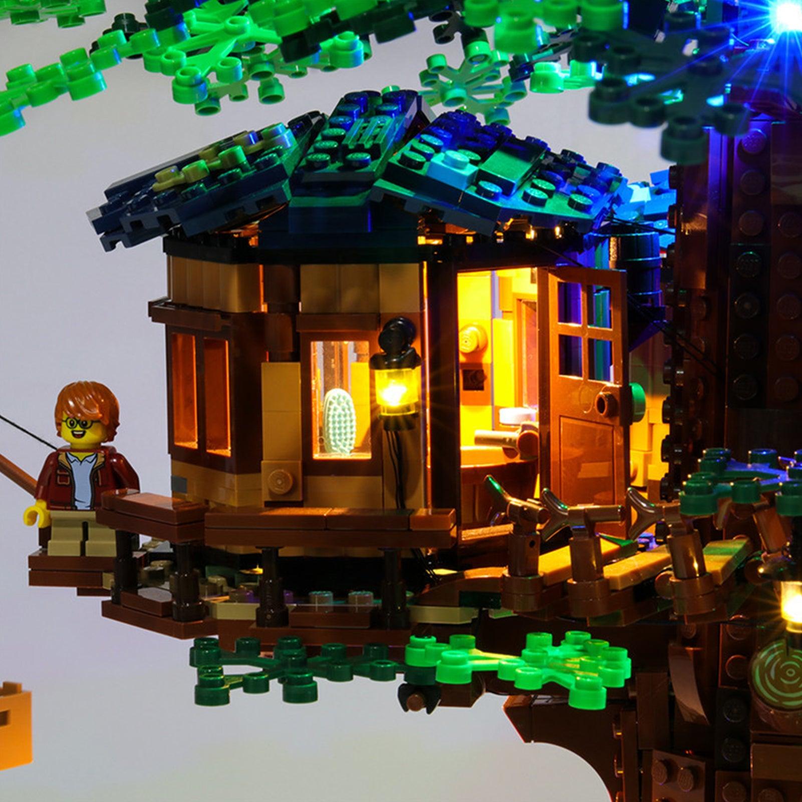 **LEGO Ideas Tree House Building Kit 21318 - Light Set for Enhanced Display & Nighttime Play - Perfect for LEGO Enthusiasts & Home Decor**