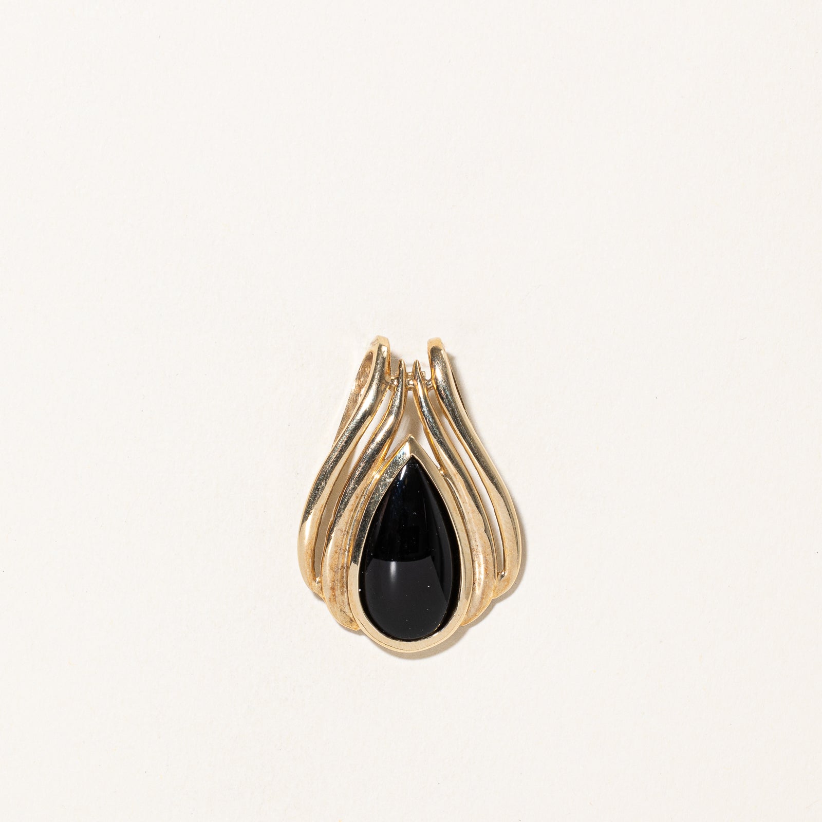 5.00ct Pear Cabochon Onyx Grooved Pendant - Elegant Handmade Jewelry for Women, Perfect for Weddings, Parties & Special Occasions