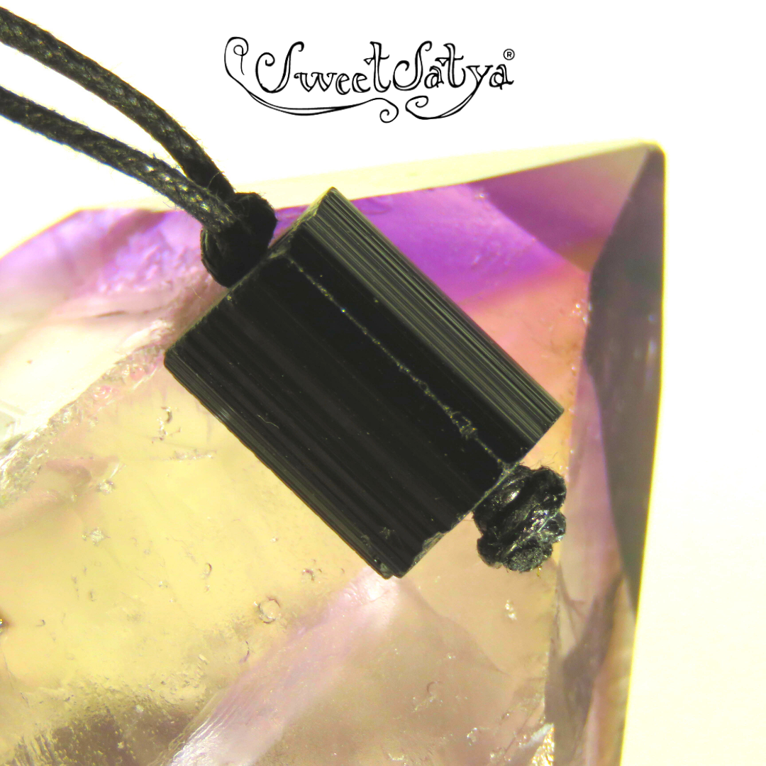 Black Tourmaline Necklace for Women - Elegant Healing Crystal Jewelry for Protection & Positive Energy - Perfect for Meditation, Yoga & Everyday Wear