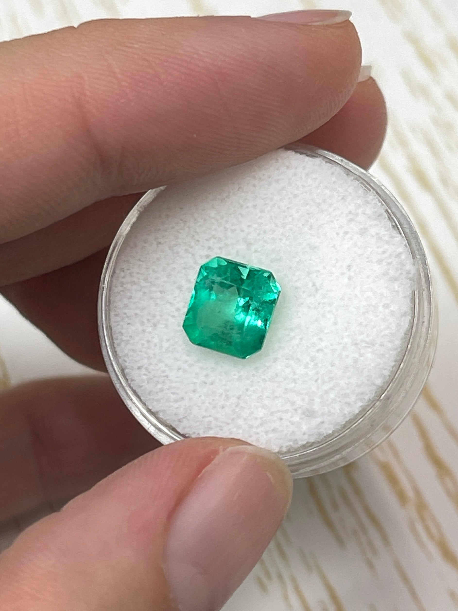 2.14 Carat Chunky Emerald Cut Natural Colombian Emerald Gemstone - Apple Green Color for Jewelry Making, Engagement Rings & Luxury Gifts