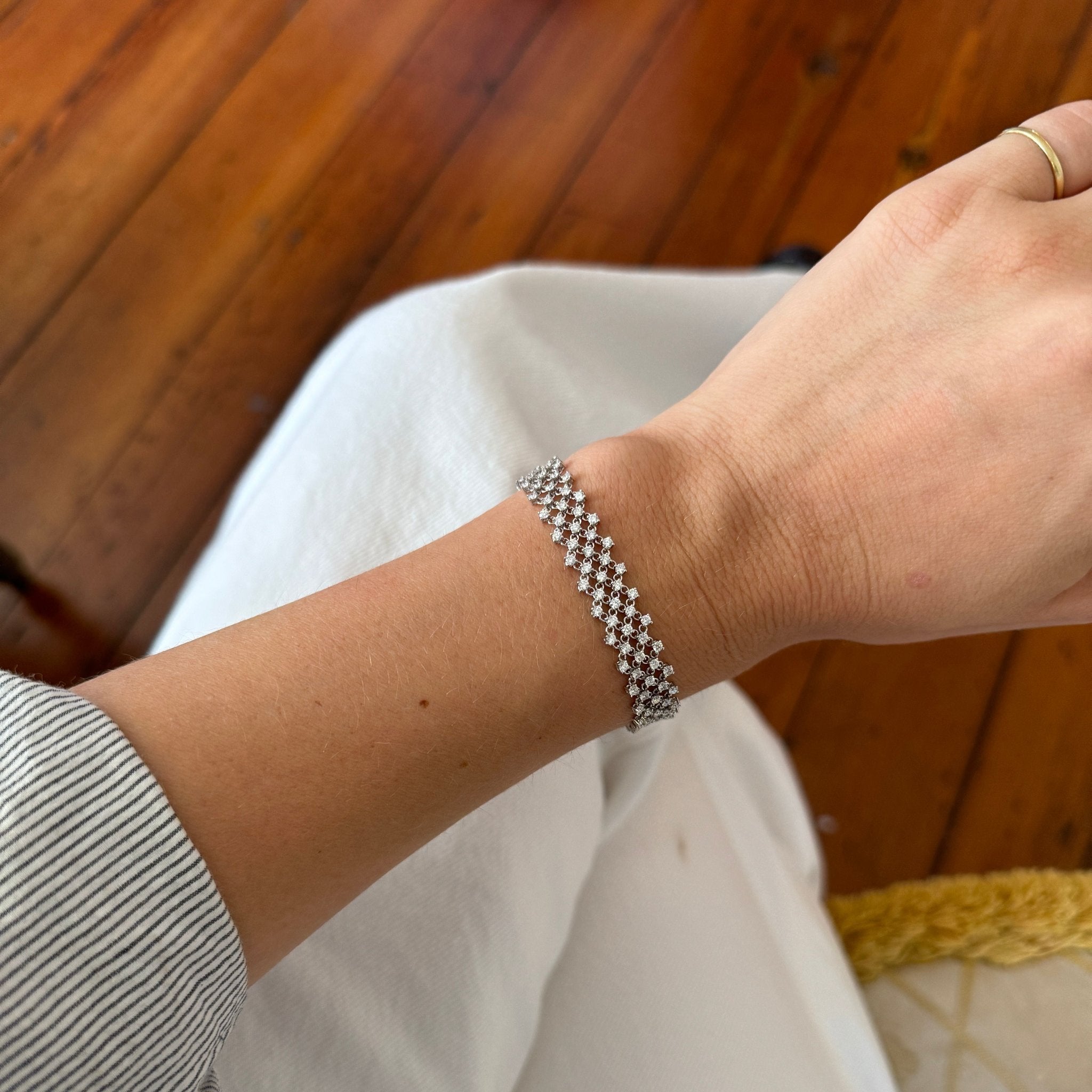 4.75ctw Diamond 18K White Gold Mesh Bracelet for Women - Elegant Tennis Bracelet for Wedding, Anniversary & Special Occasions