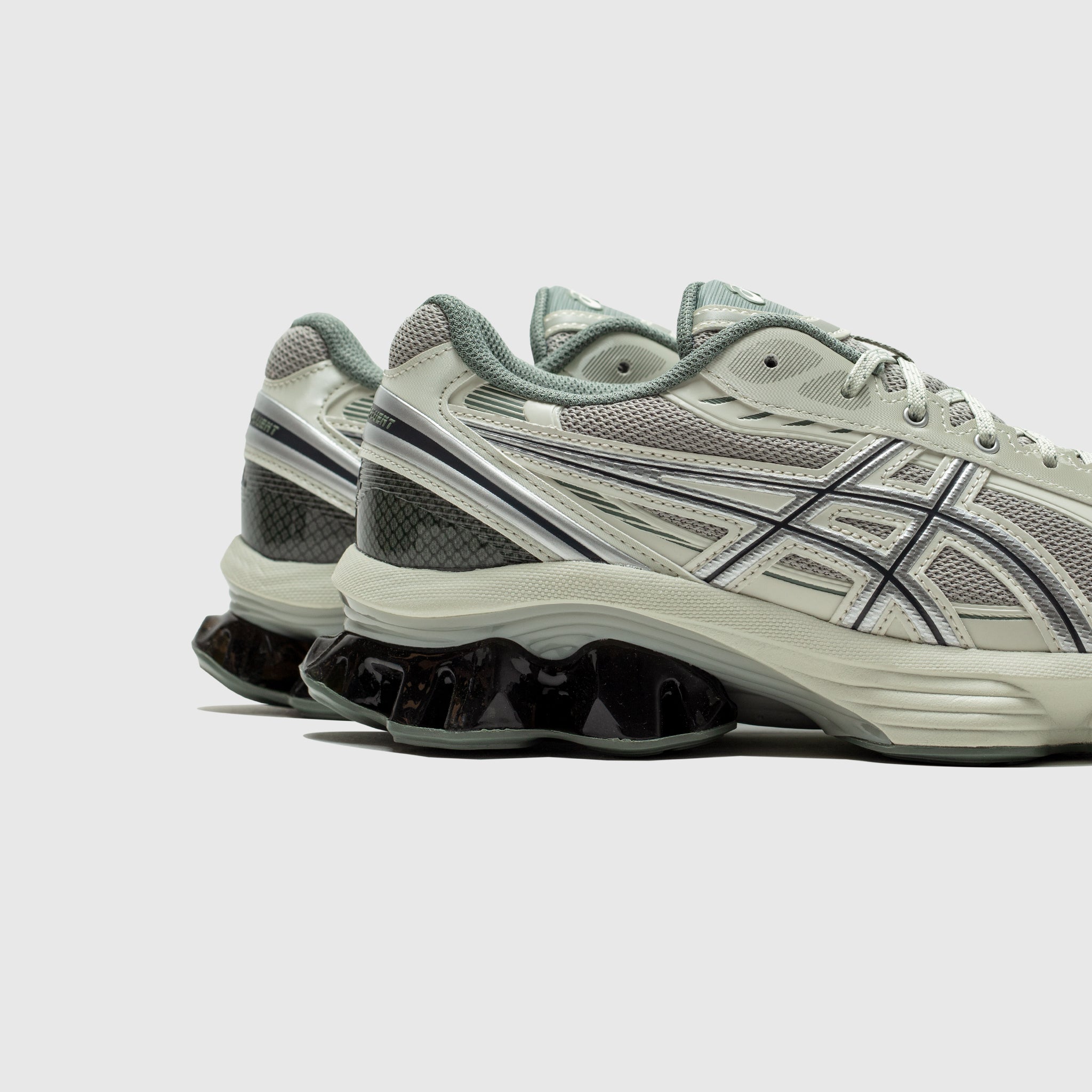 ASICS GEL-KINETIC FLUENT Running Shoes for Men & Women - Lightweight Cushioned Athletic Sneakers for Jogging, Gym Workouts & Daily Walking