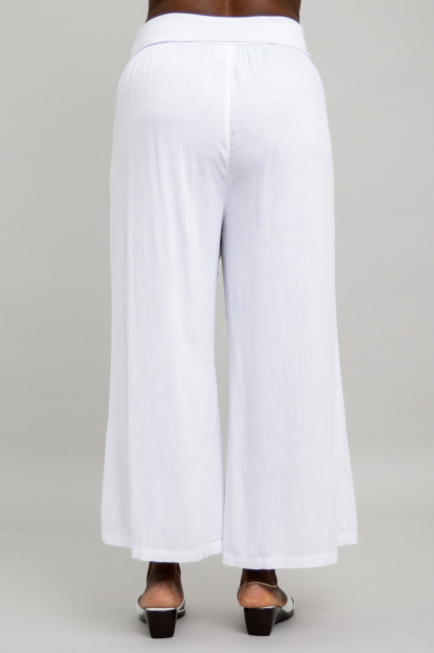 Landon Capri Pants for Women - White Linen Bamboo Fabric - Comfortable & Breathable for Summer, Travel & Casual Wear