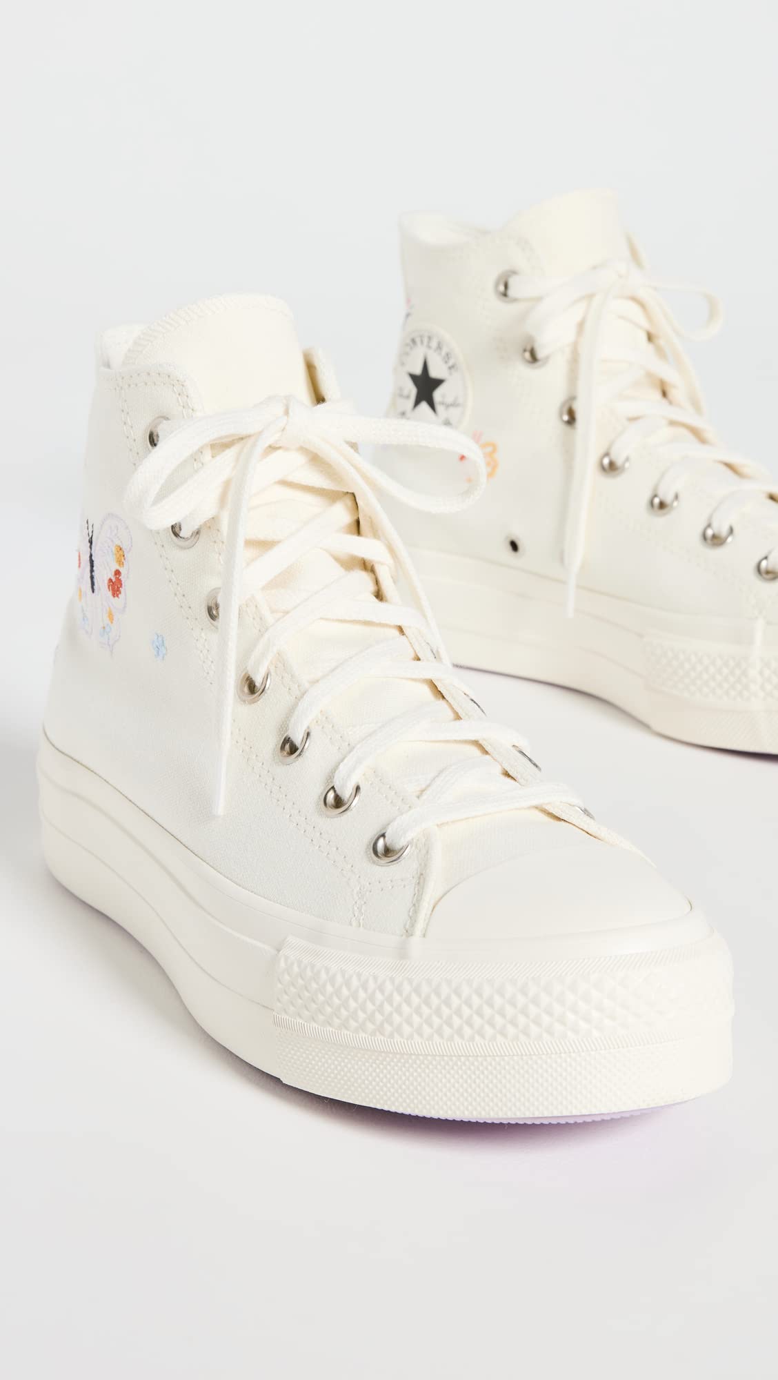 Converse Women's Chuck Taylor Lift Sneakers - Egret/Decade Pink - Size 5 Medium US - Casual Fashion Sneakers for Everyday Wear & Street Style