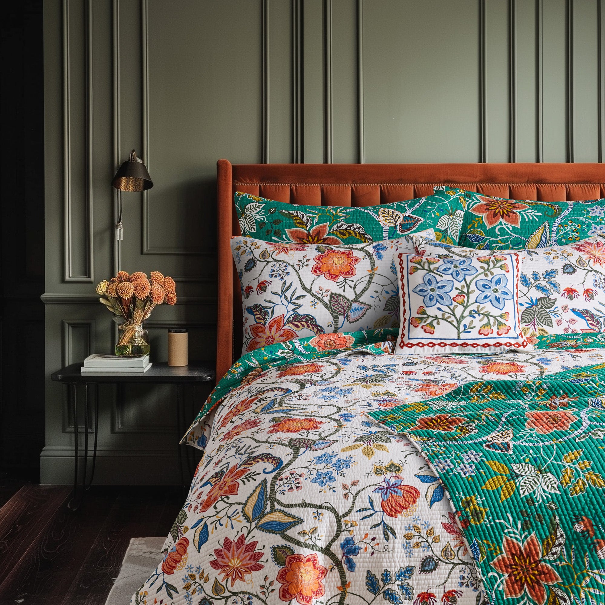 Carmina Quilt Set - Queen Size Bedding, Soft & Breathable Cotton Quilt Cover - Perfect for Cozy Nights, Guest Rooms & Seasonal Decor