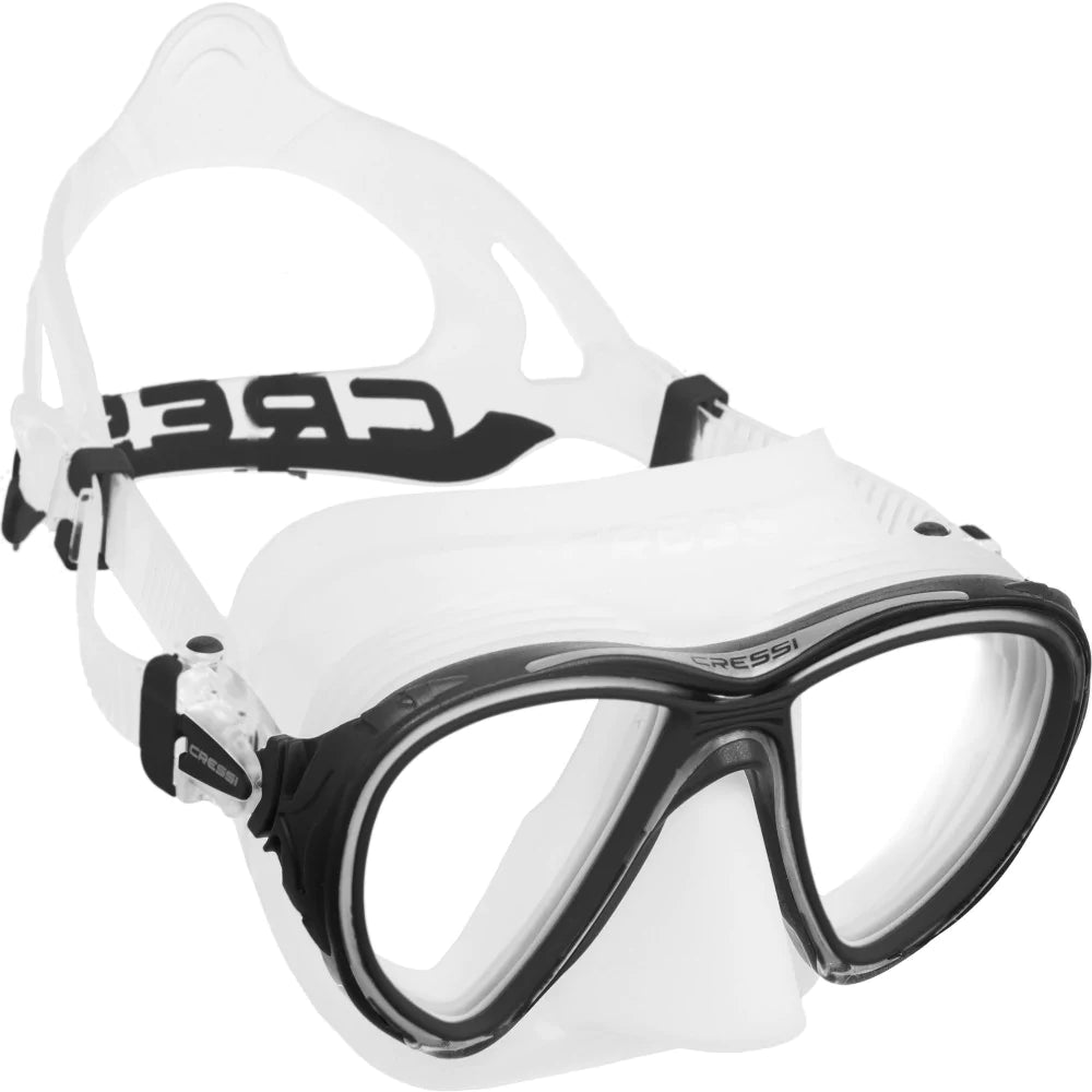 Cressi Quantum Clear/Black Scuba Diving Mask - Anti-Fog, Tempered Glass, Comfortable Fit for Snorkeling and Free Diving - Perfect for Ocean Adventures and Underwater Exploration