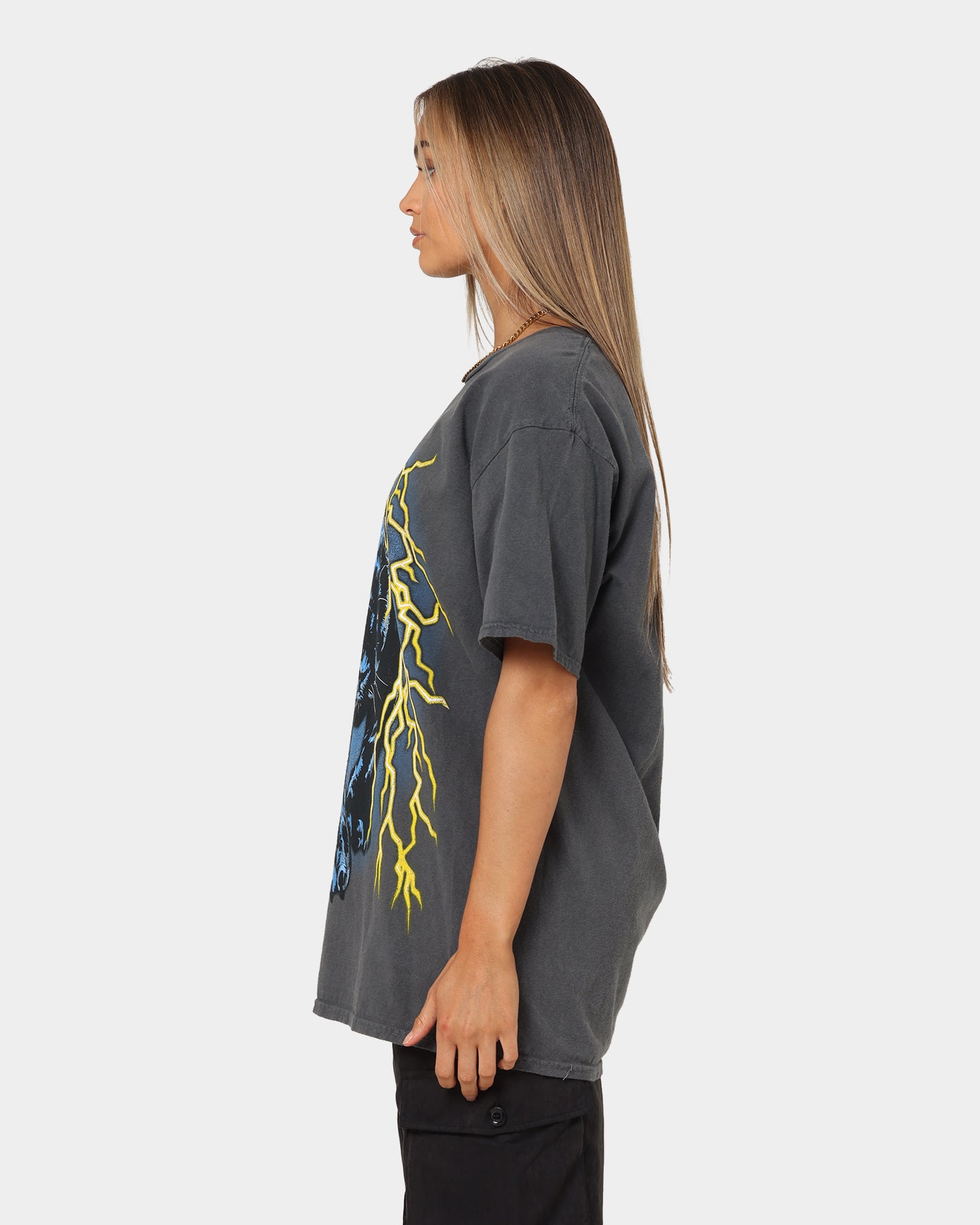 Vintage American Thrift OG Panther Graphic T-Shirt - Off Black | Retro Streetwear for Men & Women | Perfect for Casual Outfits, Concerts, and Urban Fashion