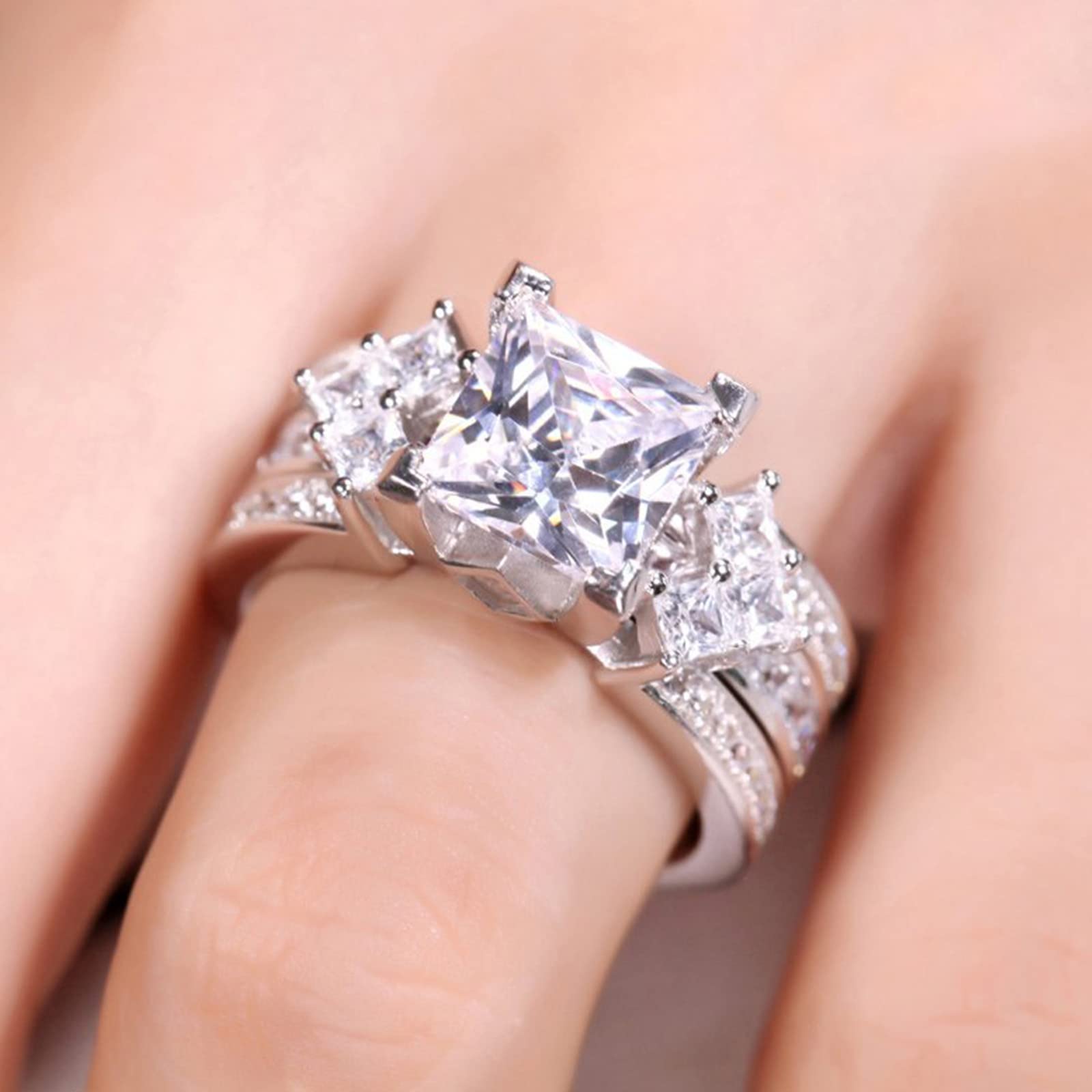 Jeulia 4.1 Carat Princess Cut Bridal Ring Set for Women - Sterling Silver Engagement & Wedding Band Set with Interchangeable Rings, Jewelry Box - Perfect for Proposals, Anniversaries & Special Occasions