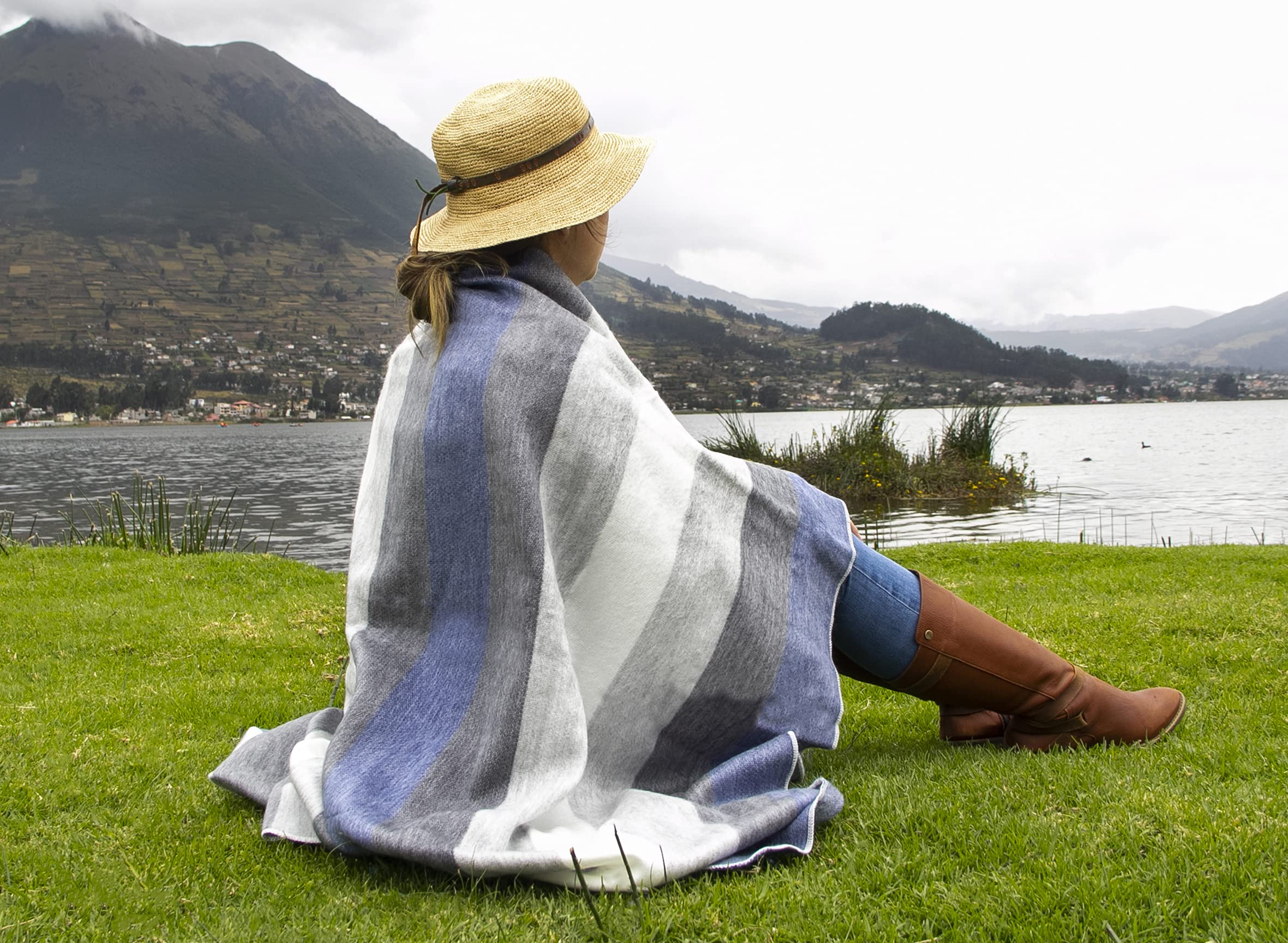 Premium Alpaca Wool Throw Blanket - Soft & Lightweight 64