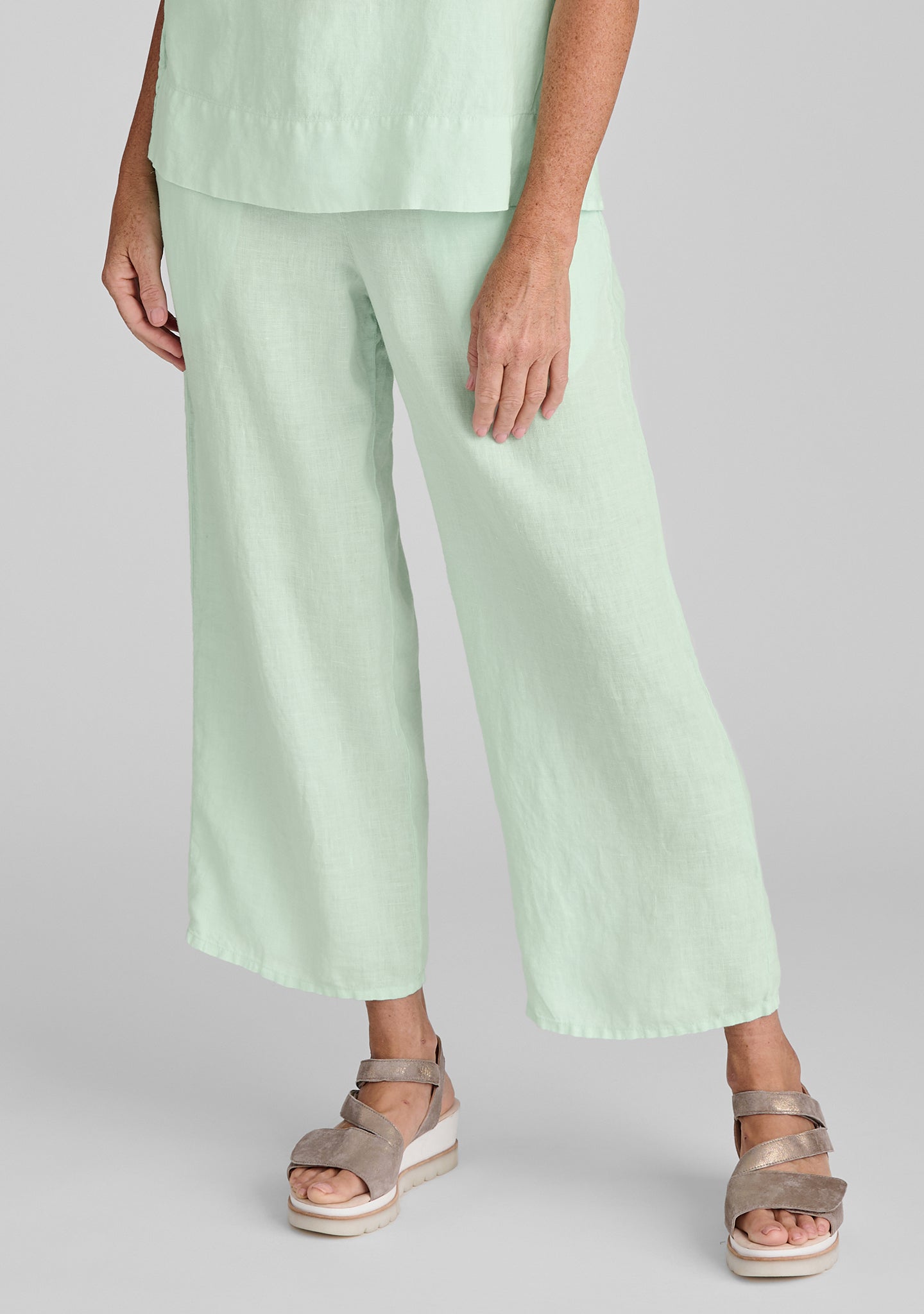 Renewed Linen Drawstring Pants for Women - Comfortable Casual Summer Beach Pants with Elastic Waist - Perfect for Yoga, Travel & Lounge Wear