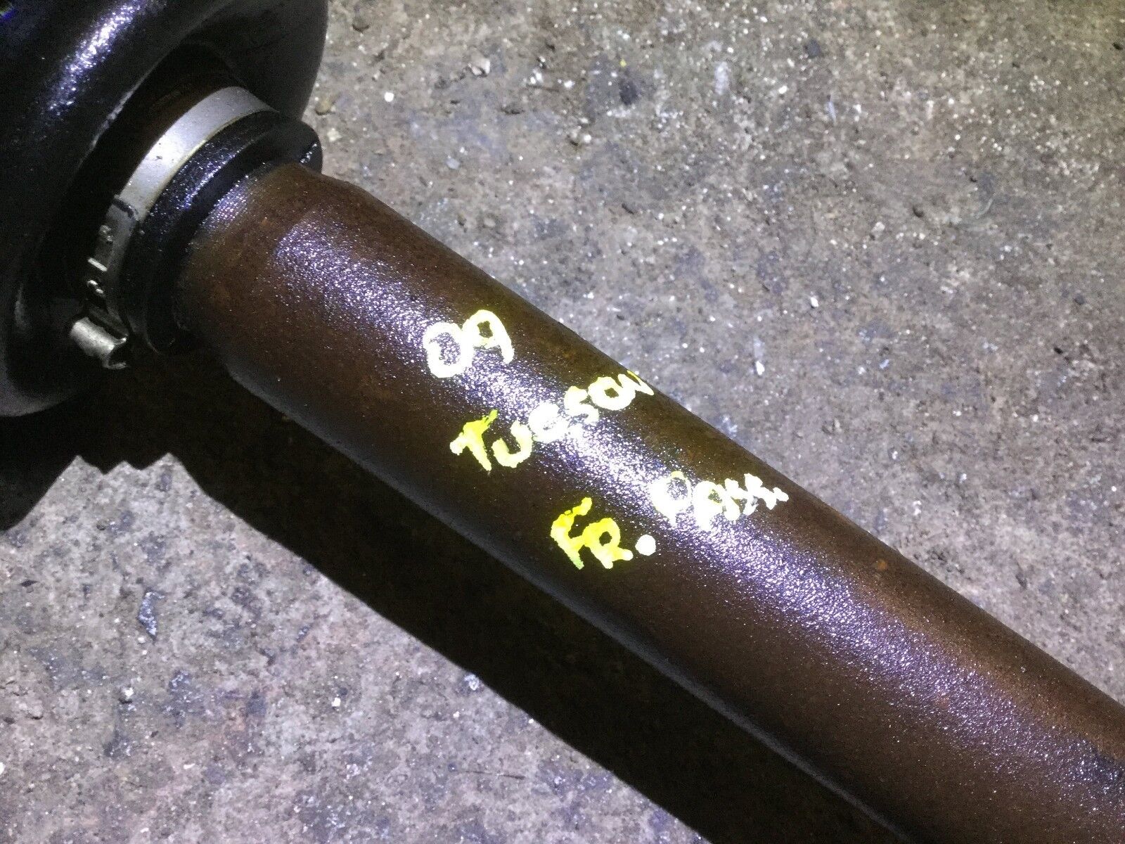 2005-2009 Hyundai Tucson 2.0L FWD Right Passenger Side Front Axle Shaft OEM Replacement - Perfect for Off-Roading & Daily Commuting