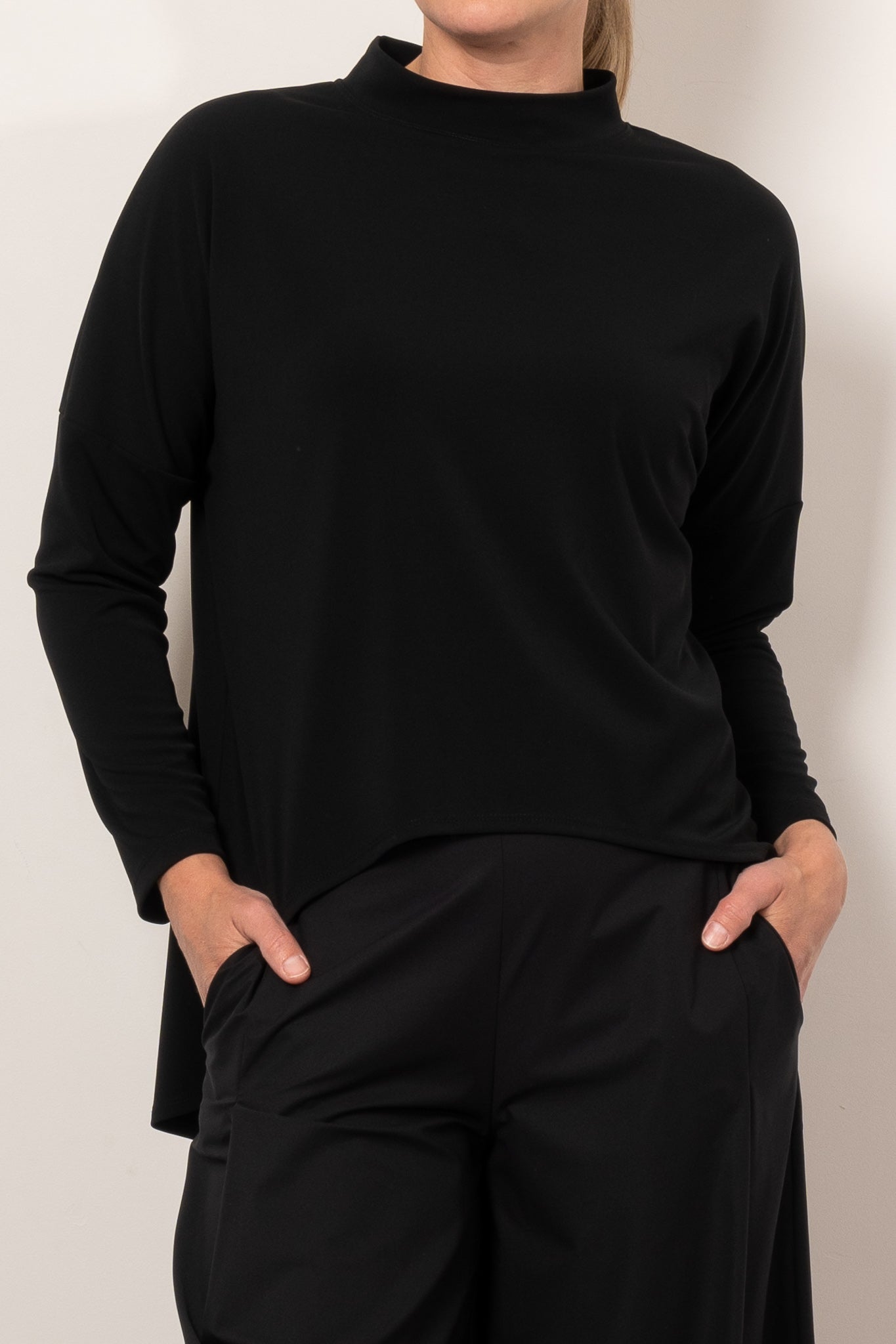 Mela Purdie Arc Sweater Powder Knit - Women's Soft Chunky Knit Pullover for Fall & Winter | Cozy Casual Wear & Layering Outfits