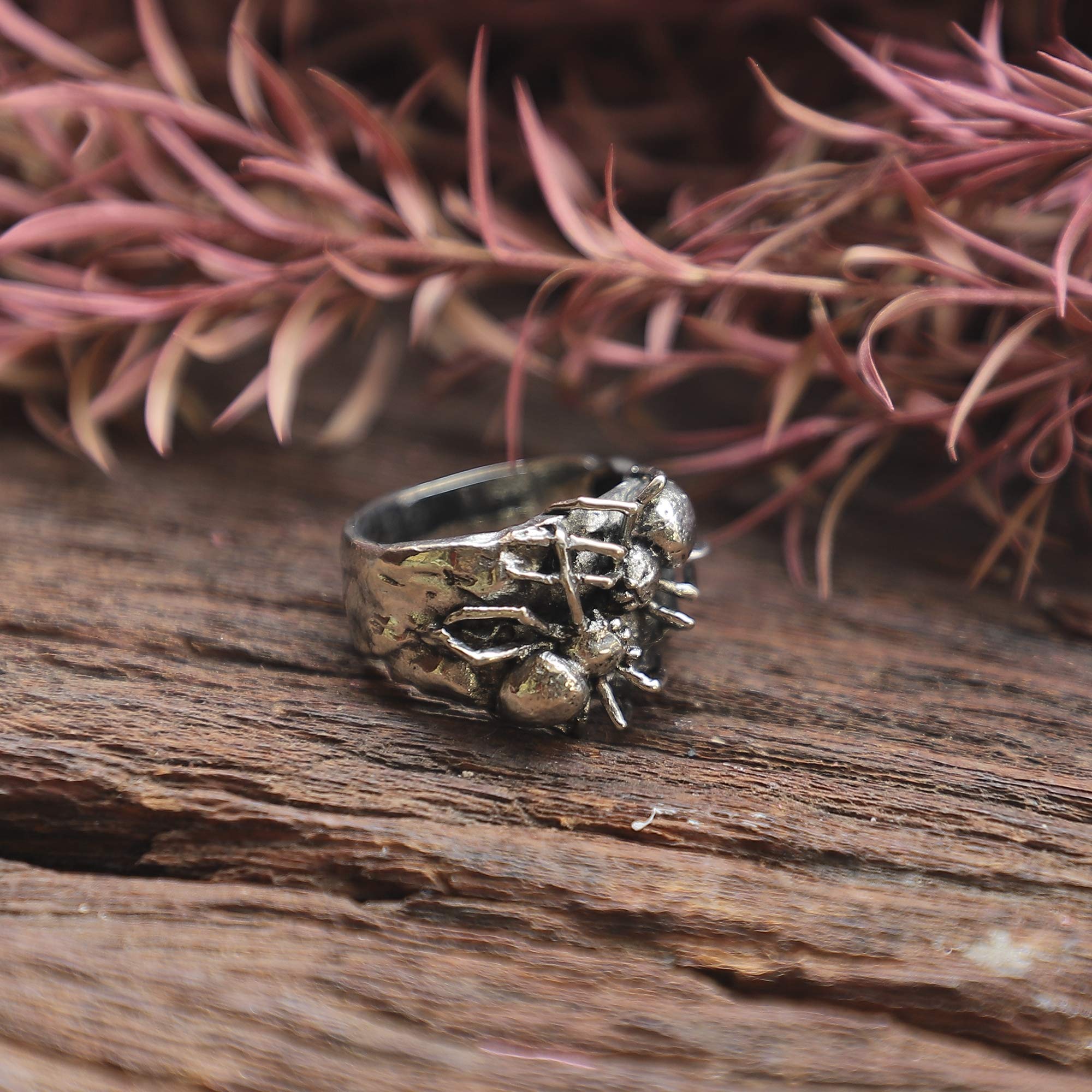 Gothic Spider Ring for Men & Women - 925 Sterling Silver Biker Witch Jewelry - Viking Skull Pagan Insect Ring - Perfect for Halloween, Gothic Fashion & Dark Aesthetic Outfits