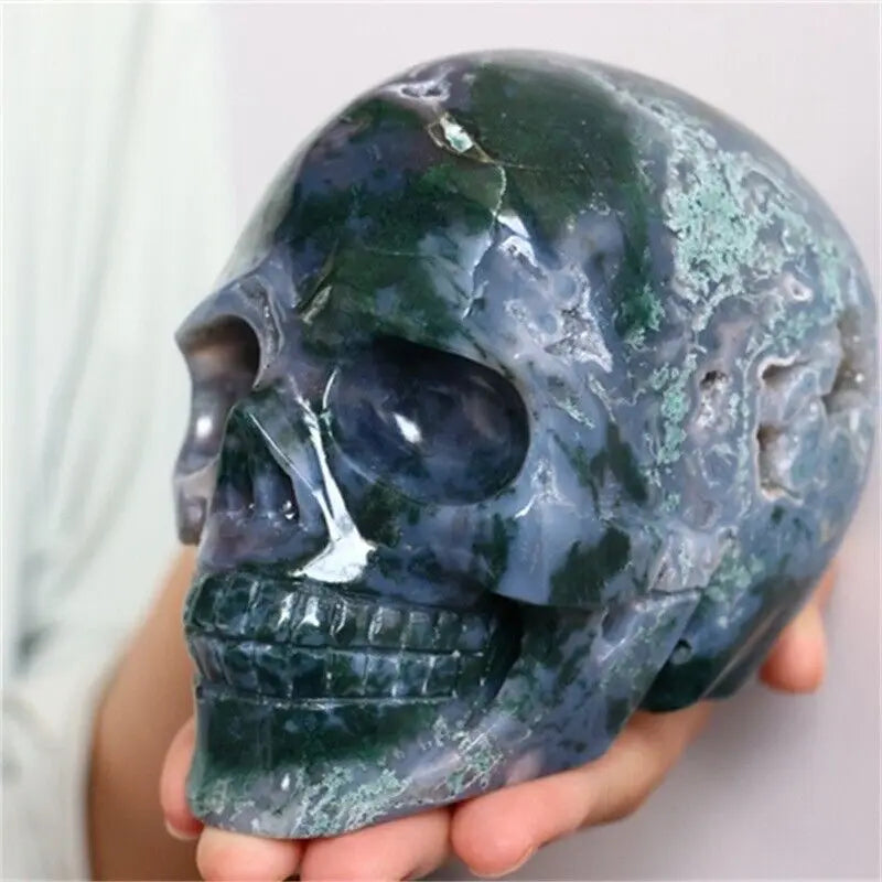 Natural Aquatic Agate Skull Quartz Crystal Carving - Reiki Healing Stone for Meditation, Energy Balancing & Spiritual Growth - Perfect for Home Decor, Yoga Spaces & Healing Practices
