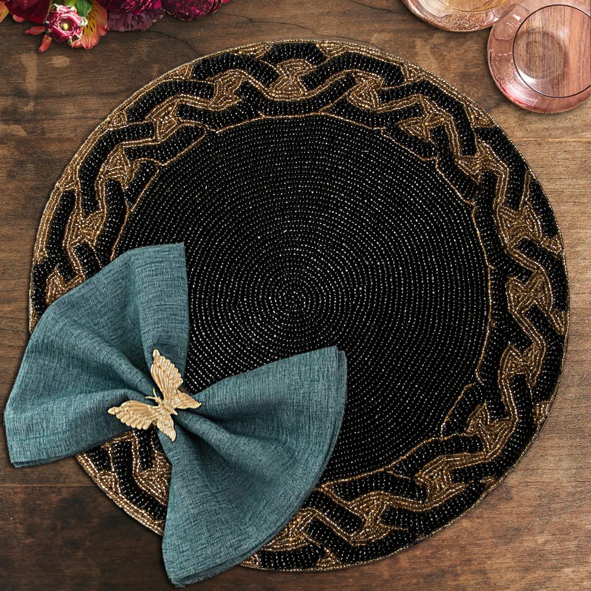 Decozen 14-Inch Round Beaded Placemats Set of 2 - Heat Resistant Charger Plates for Dining Table Decor, Valentine's Day, Weddings, Kitchen & Office - Black Gold Home Decor for Elegant Dinner Parties & Holiday Gatherings