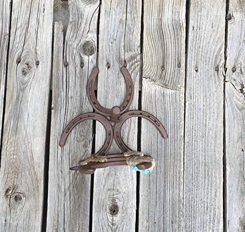 Sturdy Horseshoe Paper Towel Holder - Rustic Farmhouse Kitchen Decor for Countertop or Wall Mount - Perfect for Kitchen, Bathroom, or RV Use