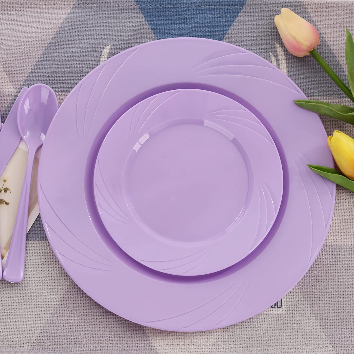 125-Piece Purple Plastic Dinnerware Set - 25 Lavender Plates, 25 Dessert Plates, 25 Forks, 25 Knives, 25 Spoons - Disposable Tableware for Wedding, Birthday Party, Mardi Gras, Picnic & Outdoor Events