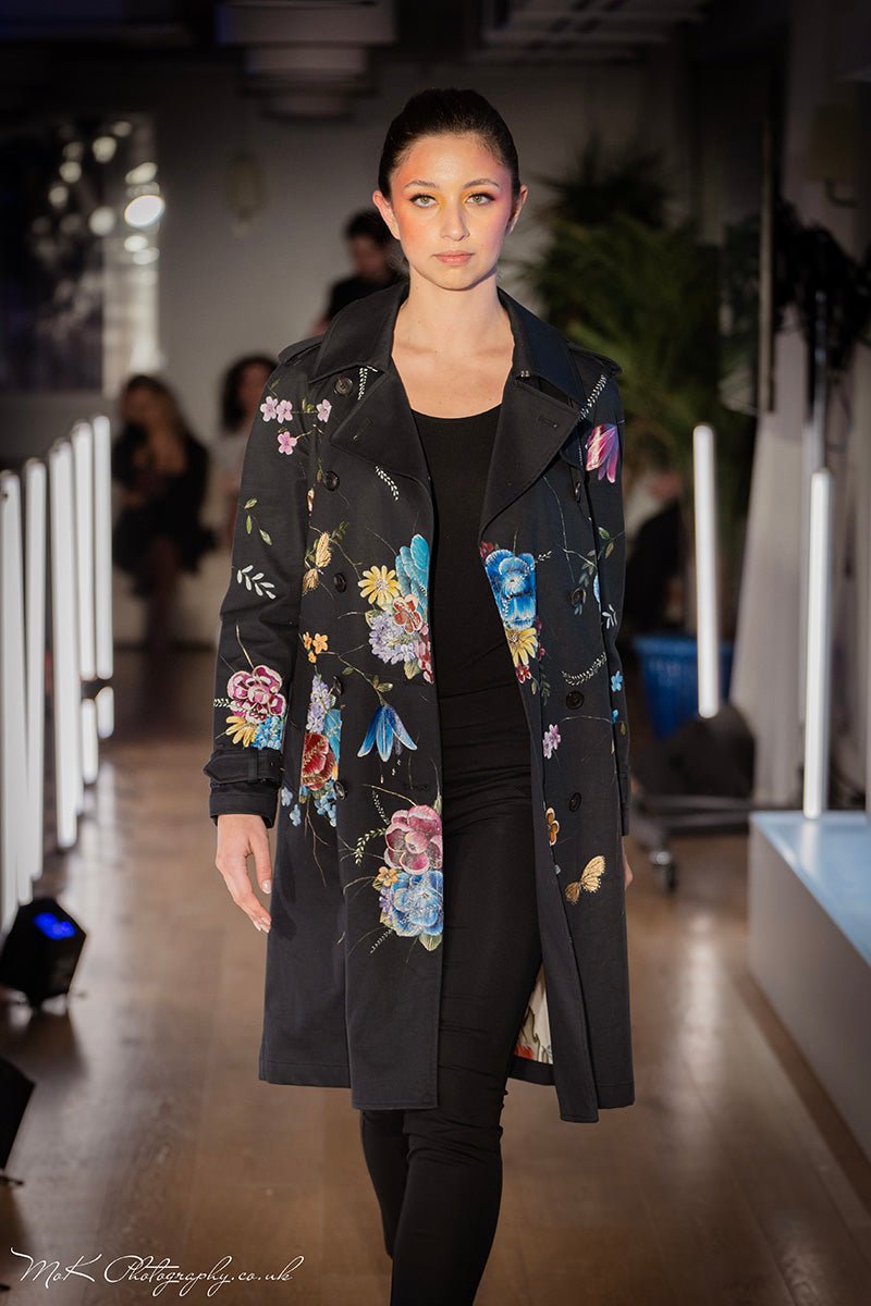 Original Gucci Trench Coat - Luxury Designer Trench Coat for Women | Stylish Waterproof Outerwear for Fall & Winter | Perfect for Office, Travel & Formal Occasions