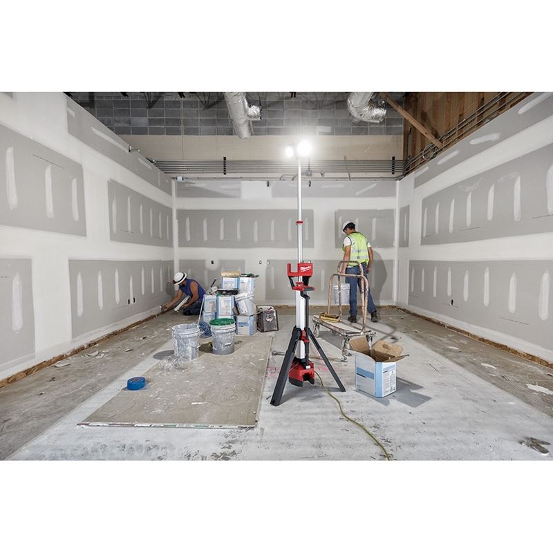 M18 18V Lithium-Ion Cordless ROCKET Tower Light & Charger Kit (2136-21) - Perfect for Construction Sites, Emergency Lighting, and Outdoor Work Areas