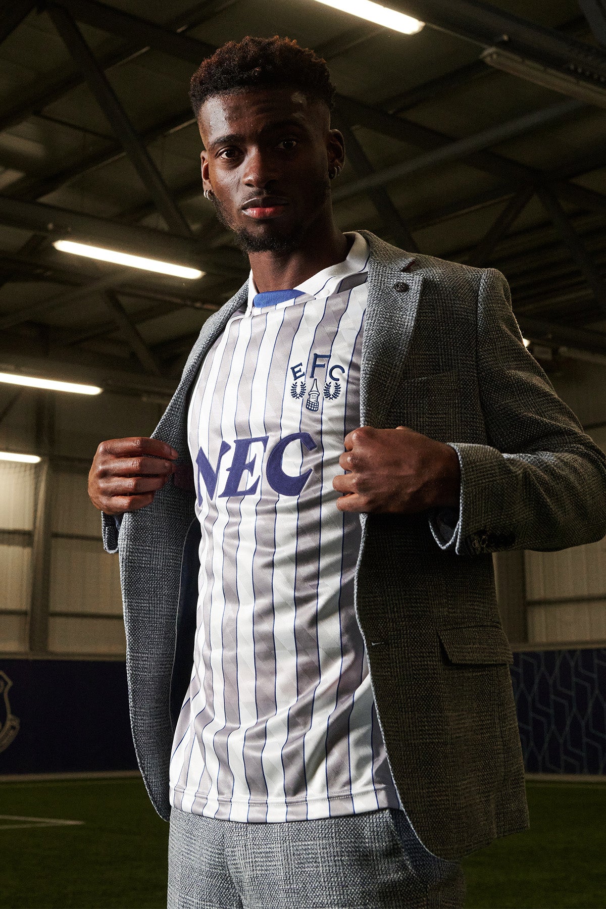 Everton FC Tim Iroegbunam Sky Blue Tweed Suit - Official Football Player Outfit for Matchday & Special Events