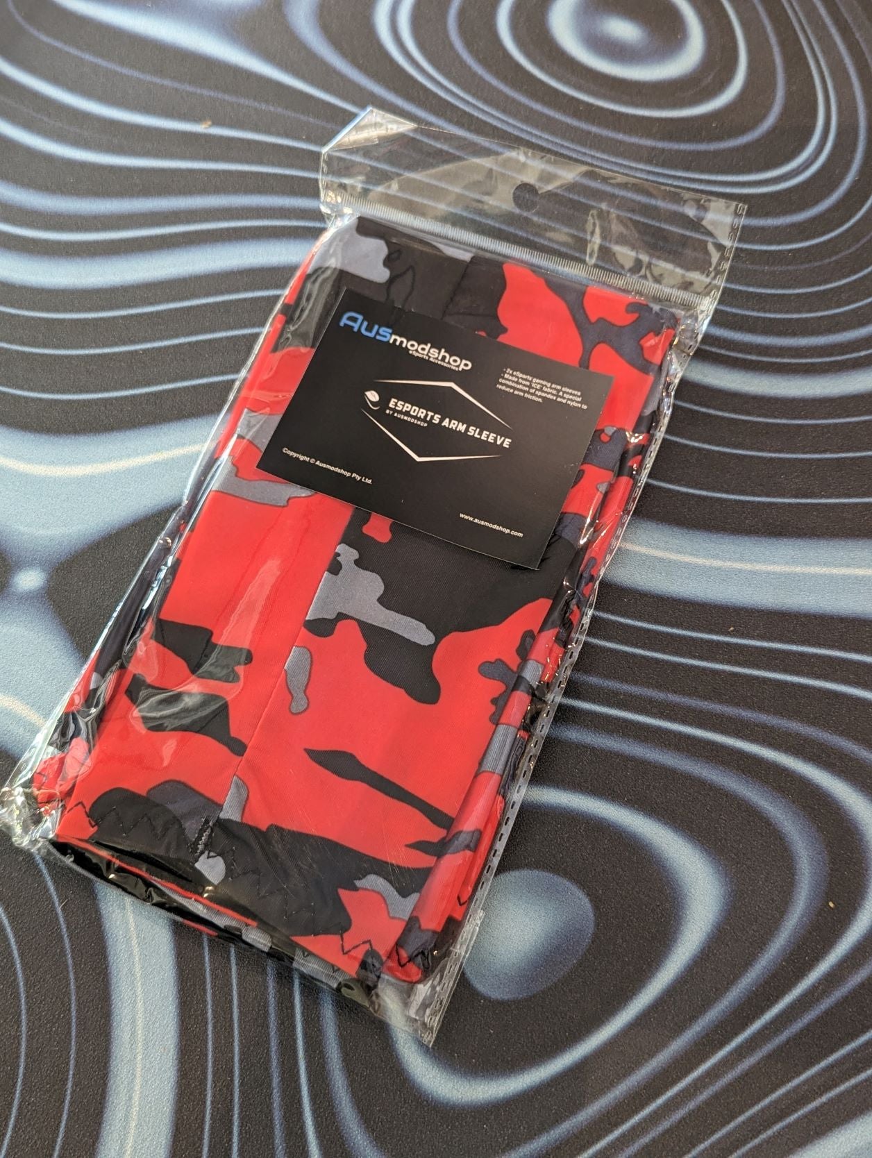 Red/black Camo