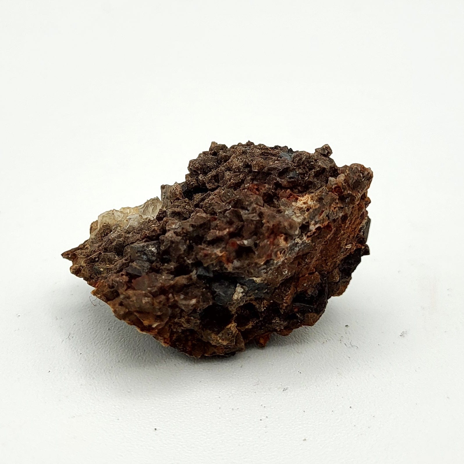 Brookite & Magnetite Raw Stones for Sale – Natural Healing Crystals for Meditation, Energy Work & Home Decor