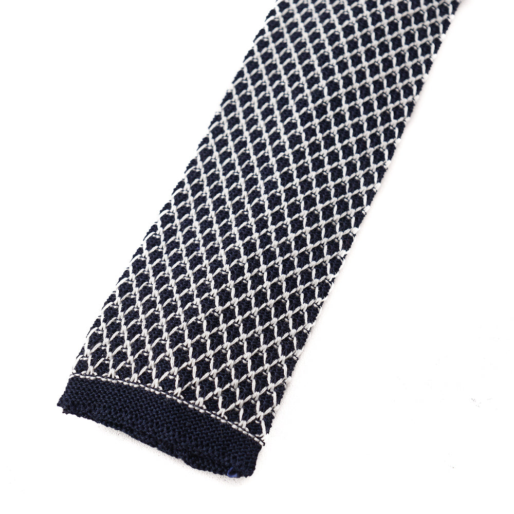 Roda Lattice Check Knit Cotton Tie - Stylish Summer Scarf for Women, Lightweight Breathable Fashion Accessory for Casual Outfits, Beach Cover-Up, and Office Wear
