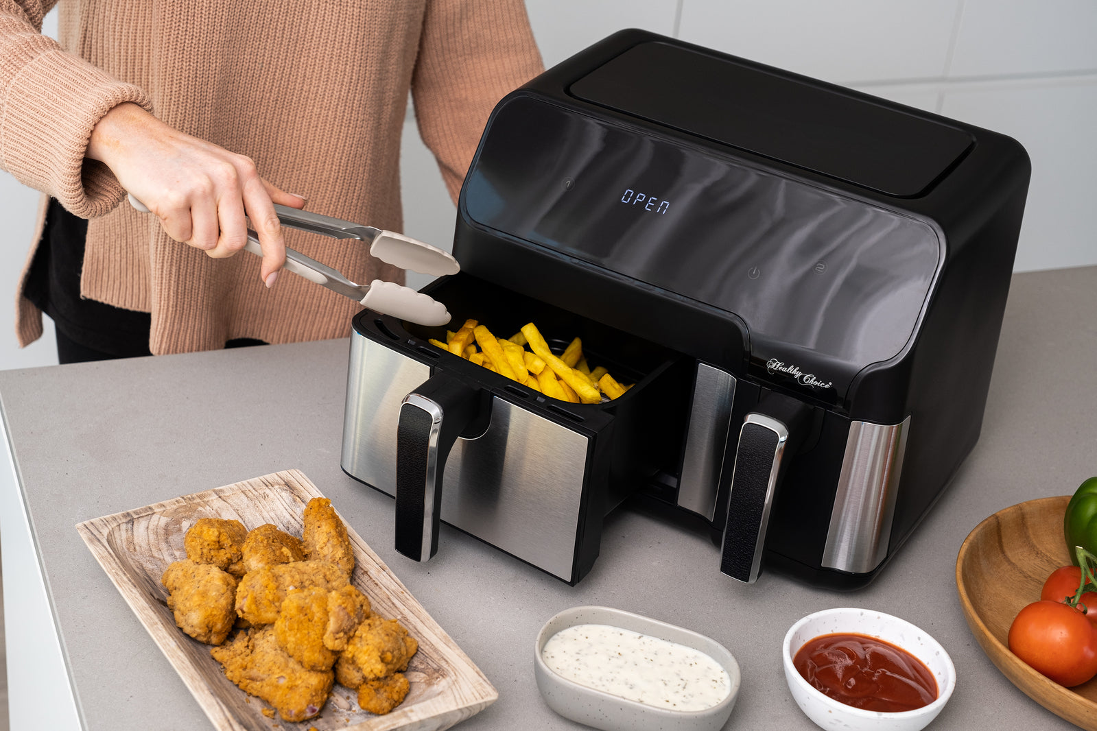 10L Digital Dual Zone Air Fryer with Dual Temperature Control - Large Capacity Air Fryer Oven for Family Cooking, Healthy Frying & Baking - Perfect for Roasting, Grilling, Reheating & Meal Prep