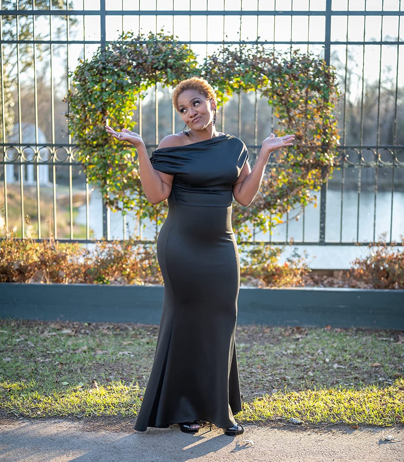 Elegant Off Shoulder Formal Dresses for Women - Sexy Bodycon Ruched Evening Gown for Prom, Wedding Guest & Party | Perfect for Cocktail Events, Date Nights & Special Occasions