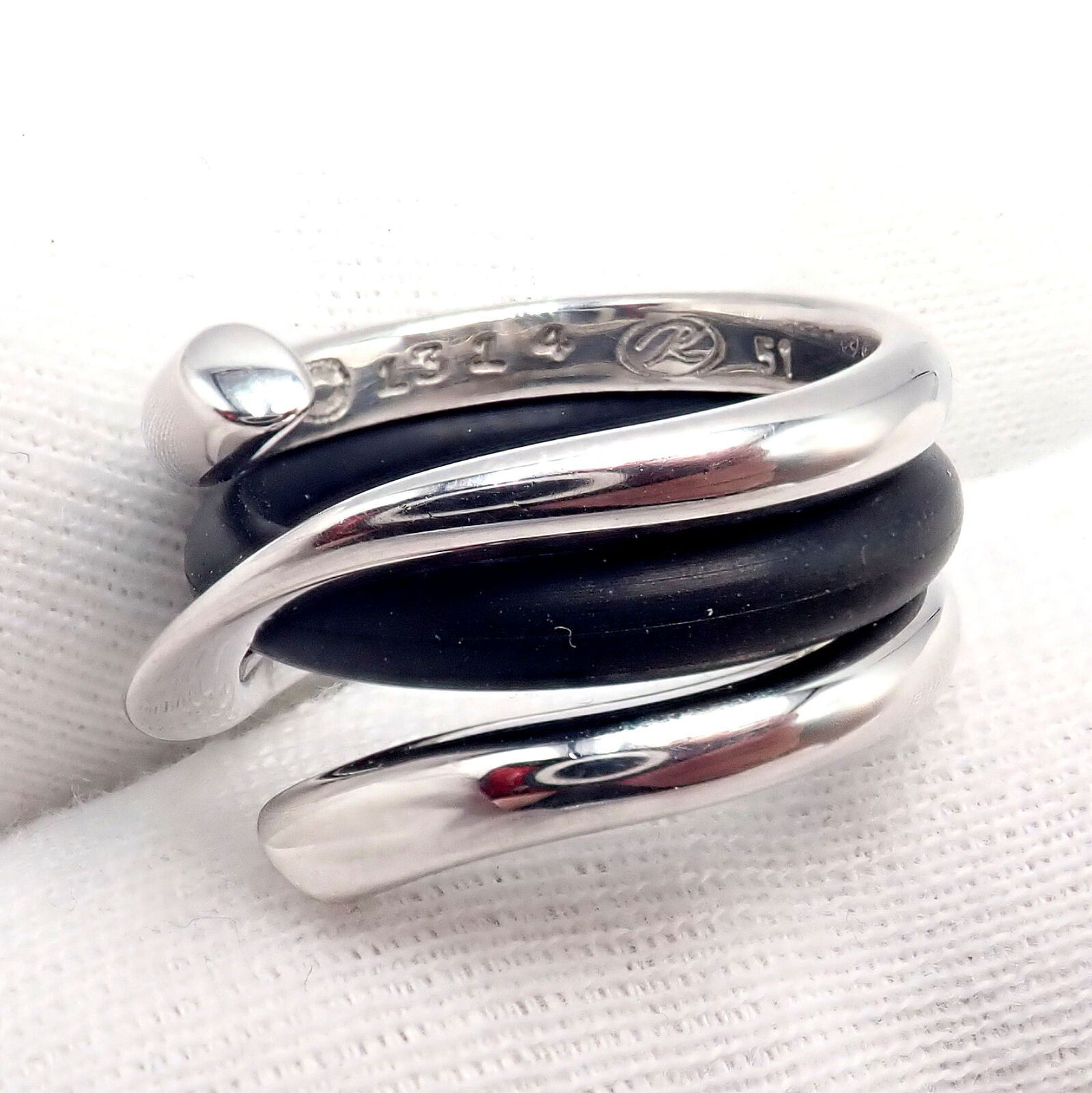 Authentic Georg Jensen 18K White Gold Magic Rubber Ring Size 5.5 - Elegant Wedding Band & Everyday Jewelry for Women