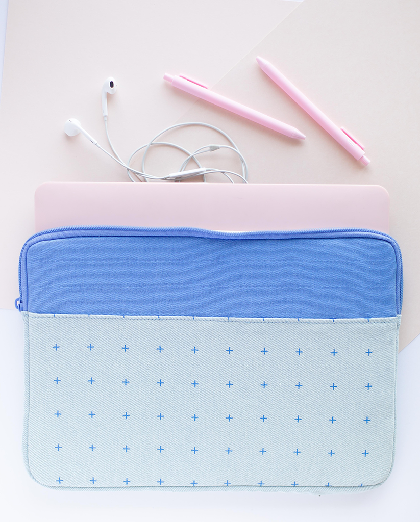 Durable Canvas Laptop Sleeve Case for MacBook Air/Pro 13-15 Inch - Lightweight Protective Cover for Travel, Work & School | Water-Resistant & Stylish Design