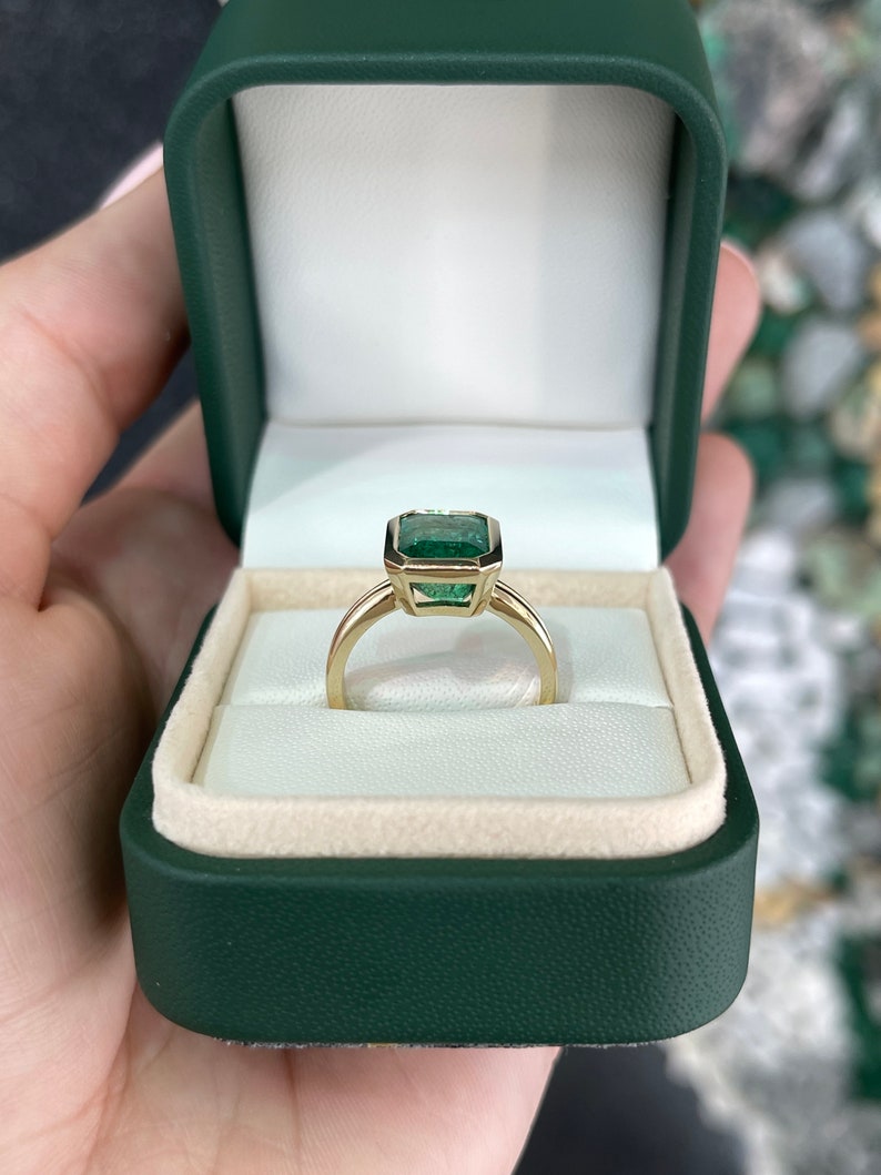 4.45ct 14K Natural Vertical Emerald Bezel Solitaire Split Shank Gold Ring for Women - Anniversary, Engagement & Wedding Gift - Perfect for Proposals, Bridal Jewelry & Special Occasions